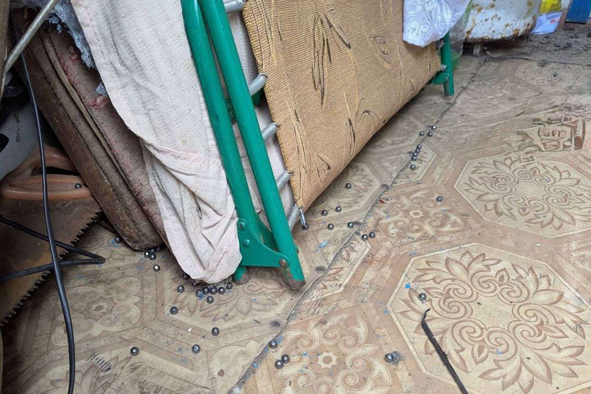 ВСУ атаковали жилые дома в Вахрушеве в ЛНР, убита женщина