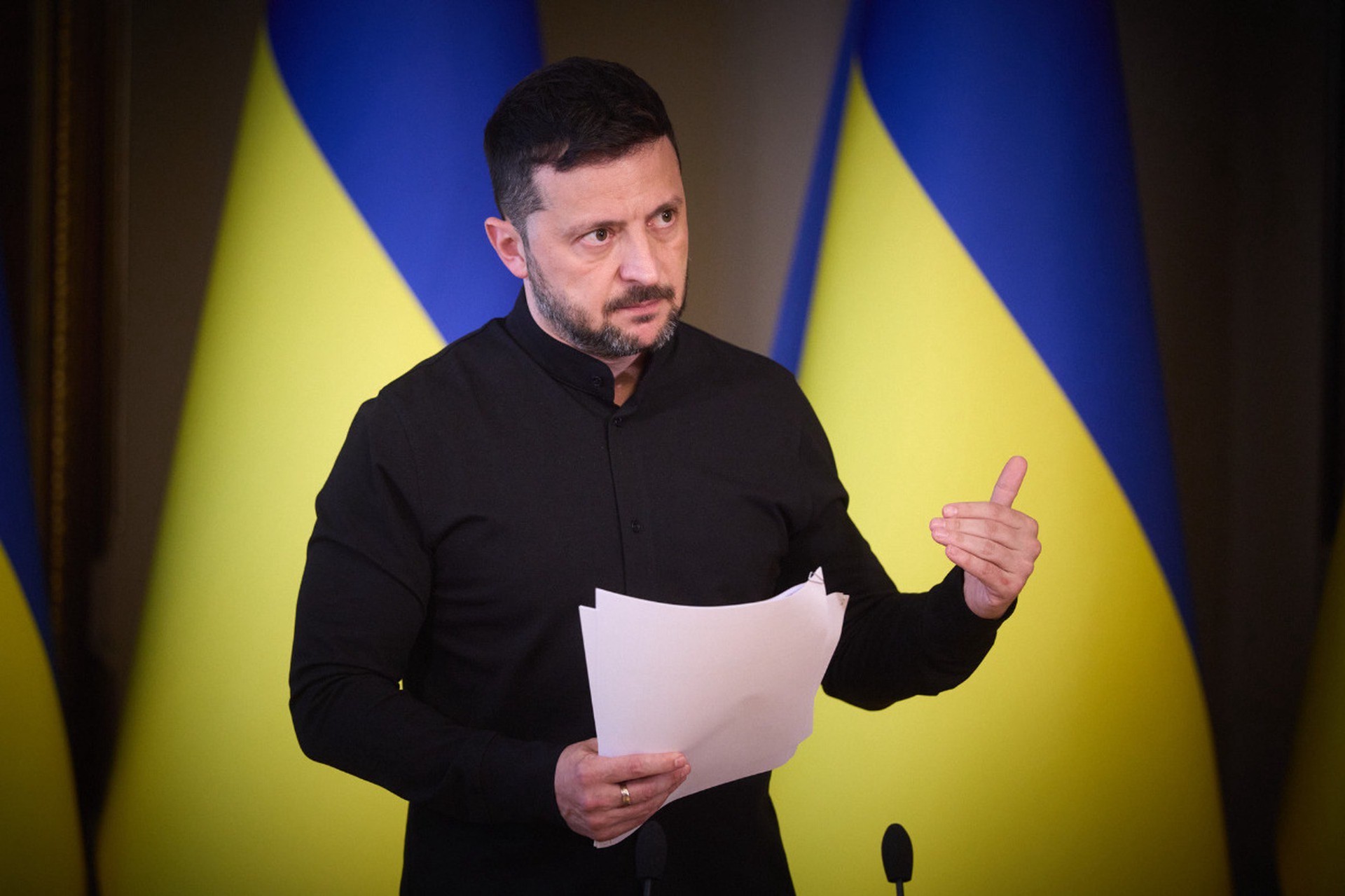 Политолог раскрыл правдивый умысел угрожающего перенести боевые действия в РФ Зеленского