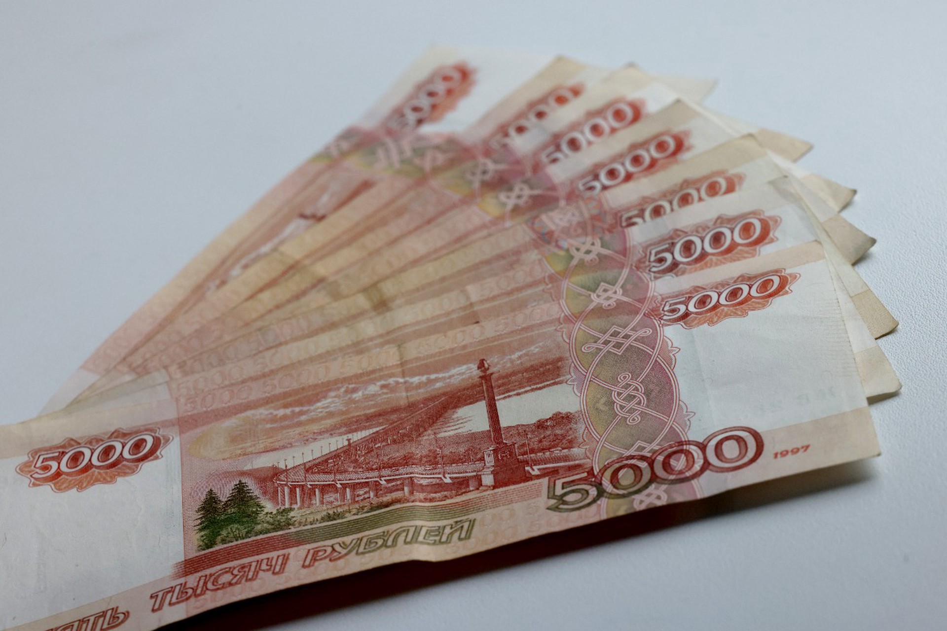 Коллекторы проспонсировали кампанию рязанского кандидата в депутаты