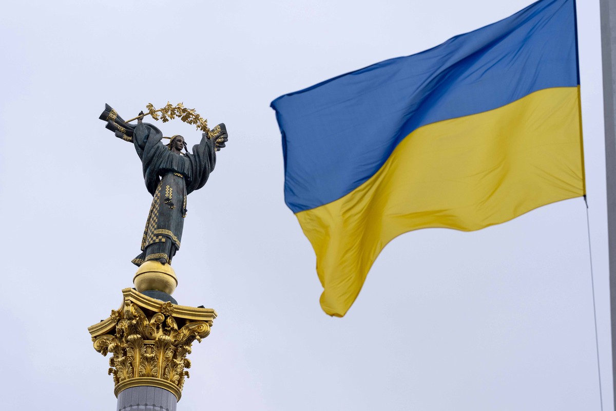 Украинские власти решили сменить послов сразу в 20 странах