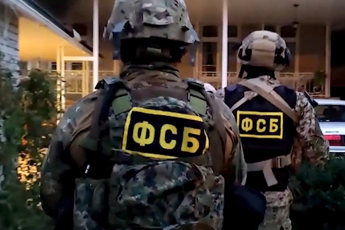 ФСБ задержала россиянина, готовившего убийство директора оборонного предприятия