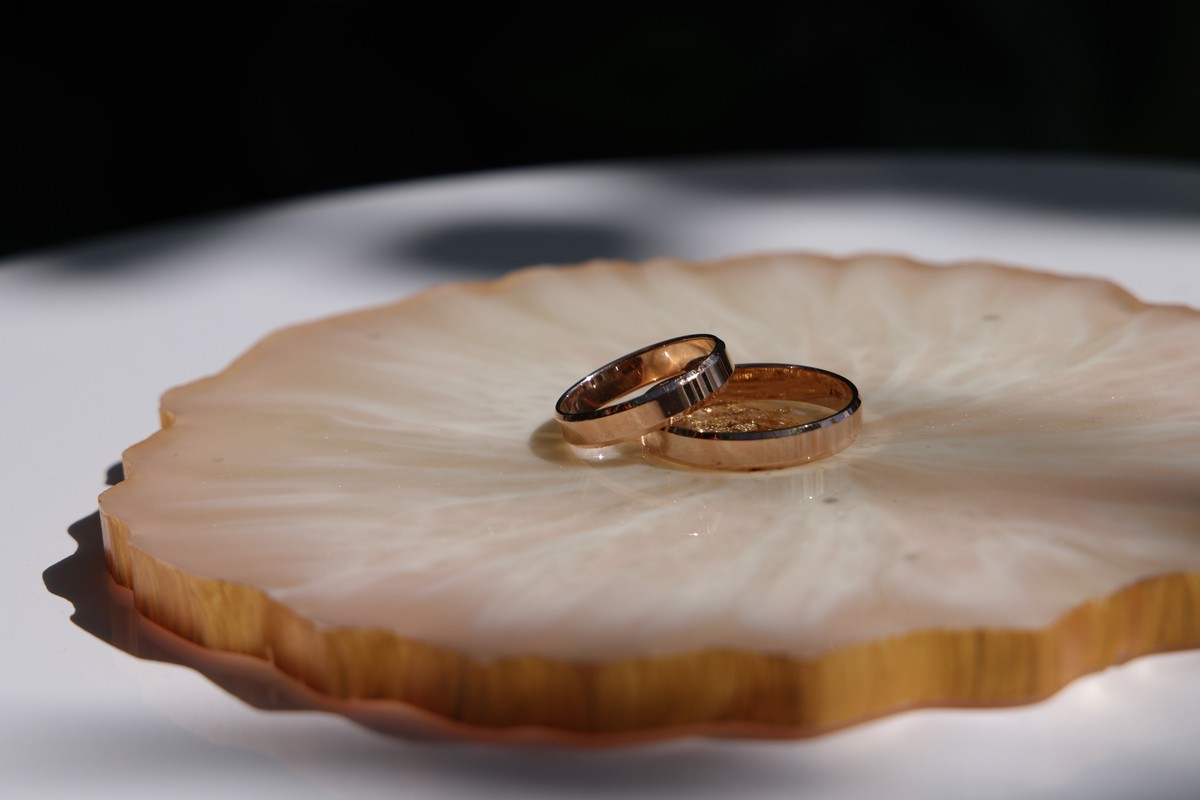 Однополые союзы легализовали в одной из стран ЕС