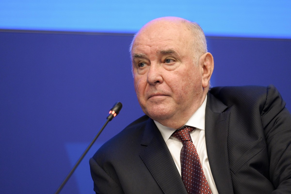 «Трибунал состоится чуть позже»: сенатор Карасин – о неизбежном ответе Украины за гибель мирных жителей