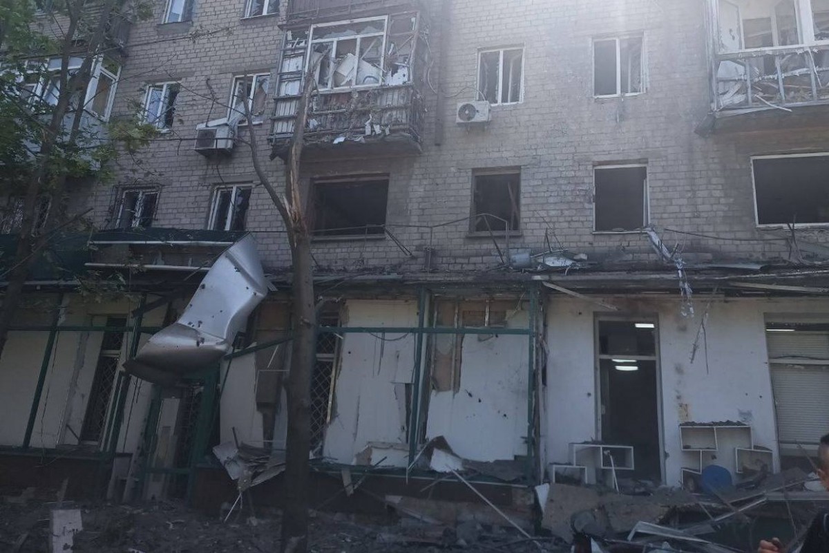 ВСУ ударили по жилому дому в центре Донецка, есть раненые