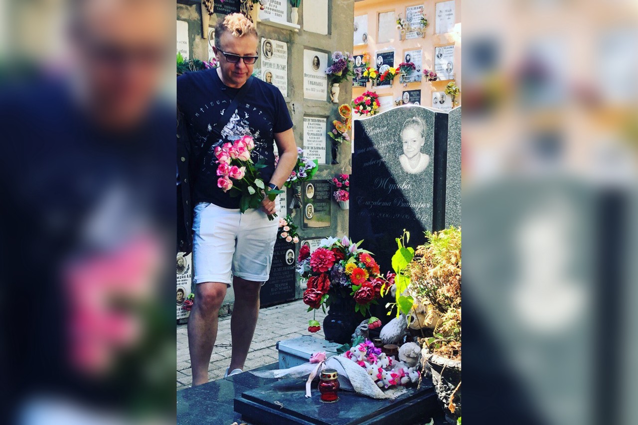 Груз вести: какие звезды пережили страшную смерть родственников