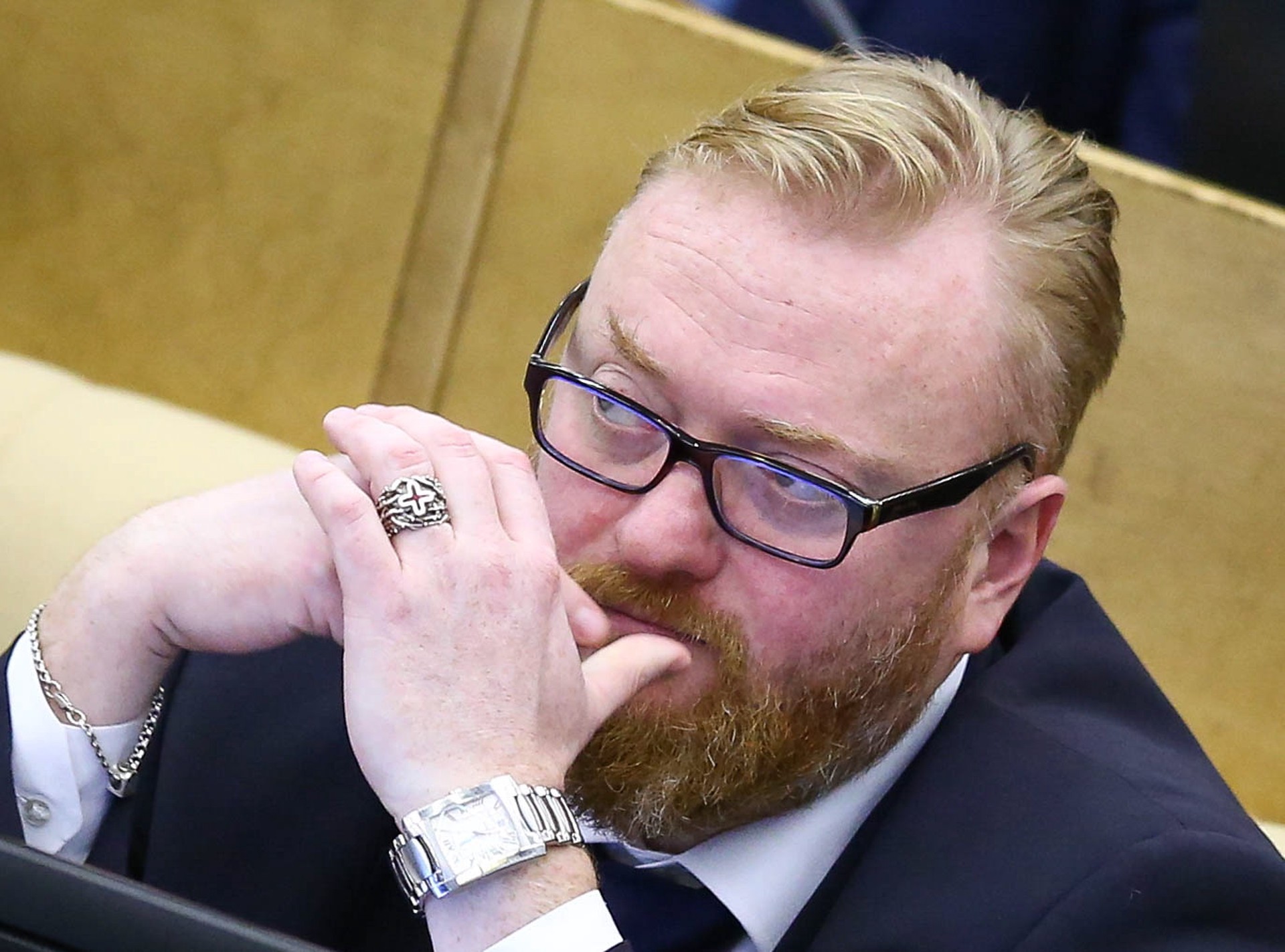 Милонов призвал ставить оскорбляющих учителей школьников на учет в полицию