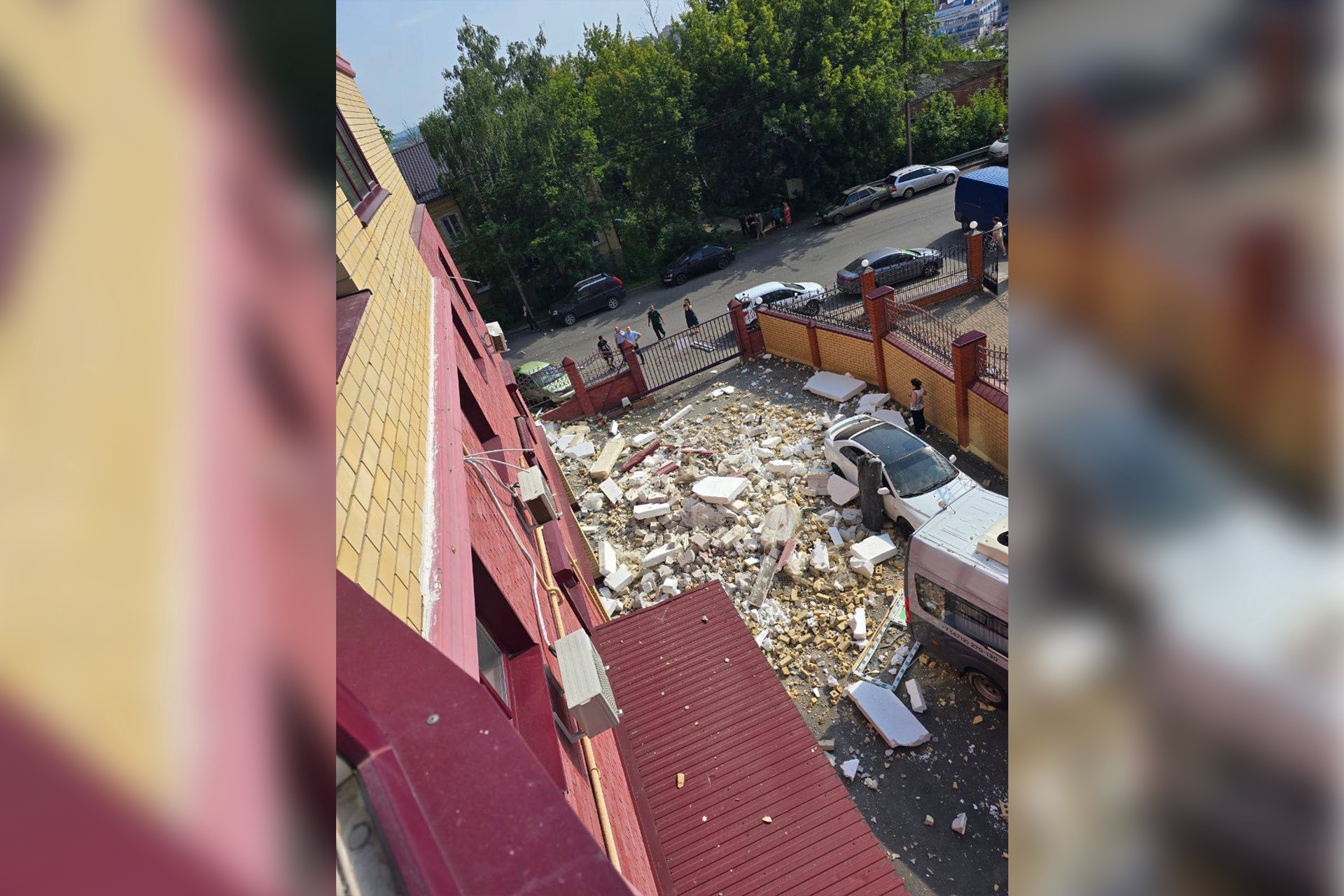 В центре Курска произошел взрыв в многоэтажке