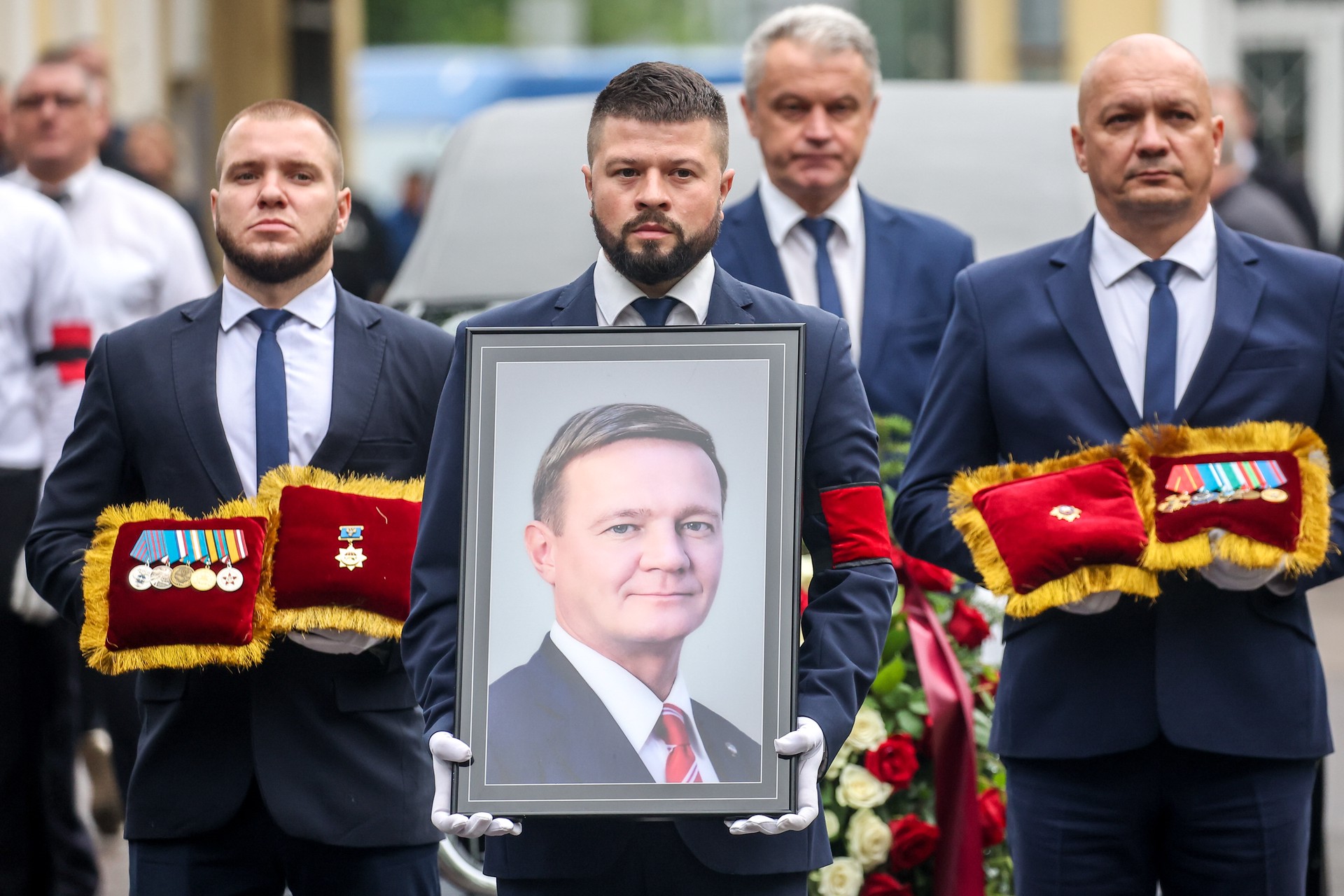 В Петербурге проходят похороны экс-министра транспорта Старовойта