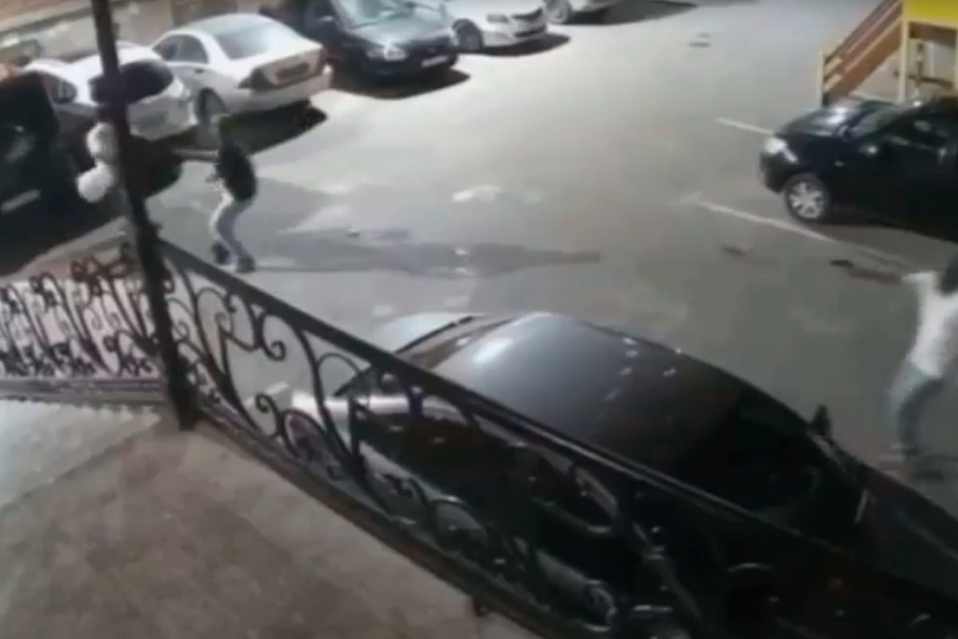 Что известно о нападении на бойца ММА Хизриева в Махачкале