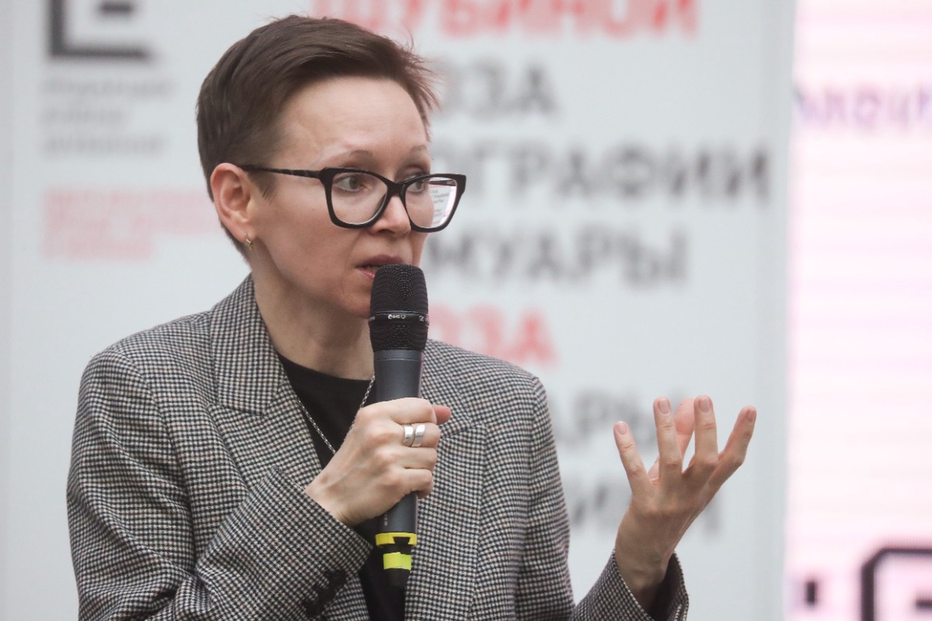 В Москве внезапно отменили встречу-обсуждение романа критикующей СВО Яхиной