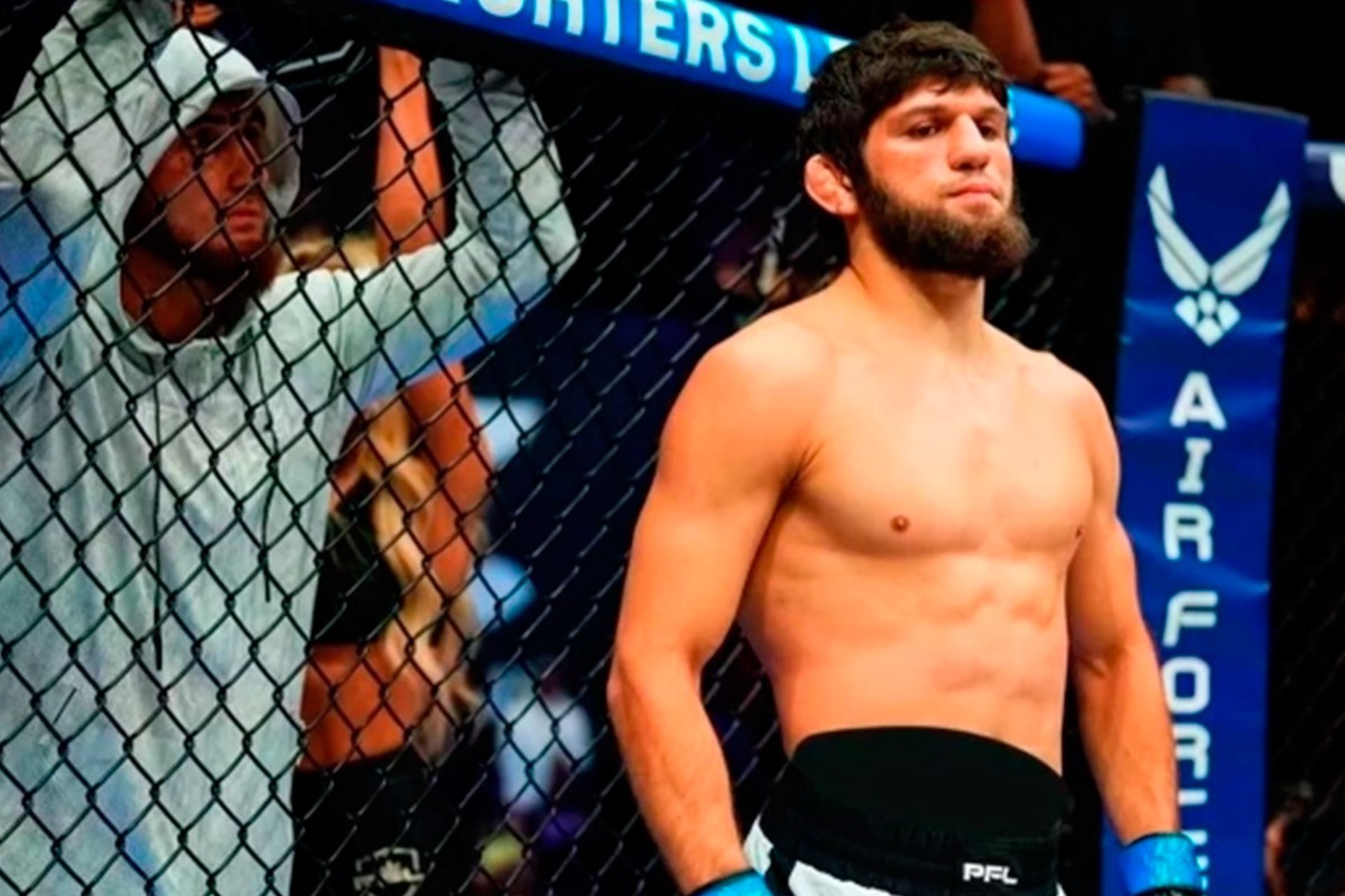 Названа причина нападения на бойца MMA Хизриева в Дагестане