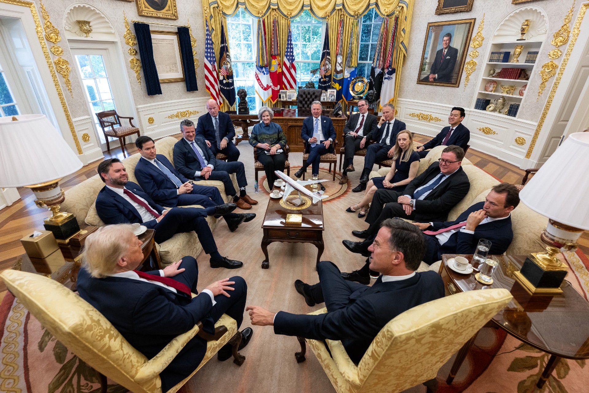 В администрации Трампа пустуют ключевые посты по России и Украине
