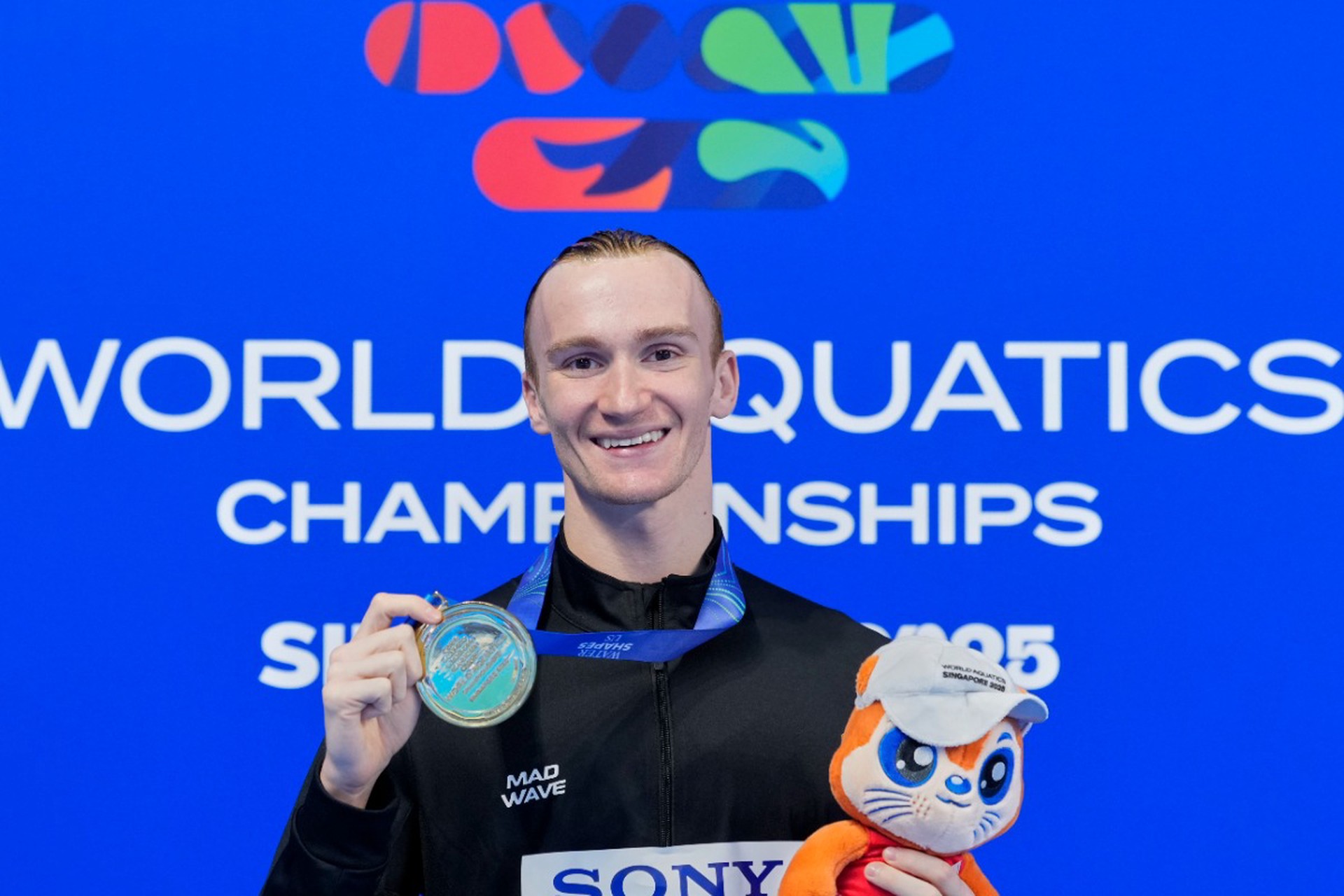 Российский синхронист выиграл золото чемпионата мира в Сингапуре