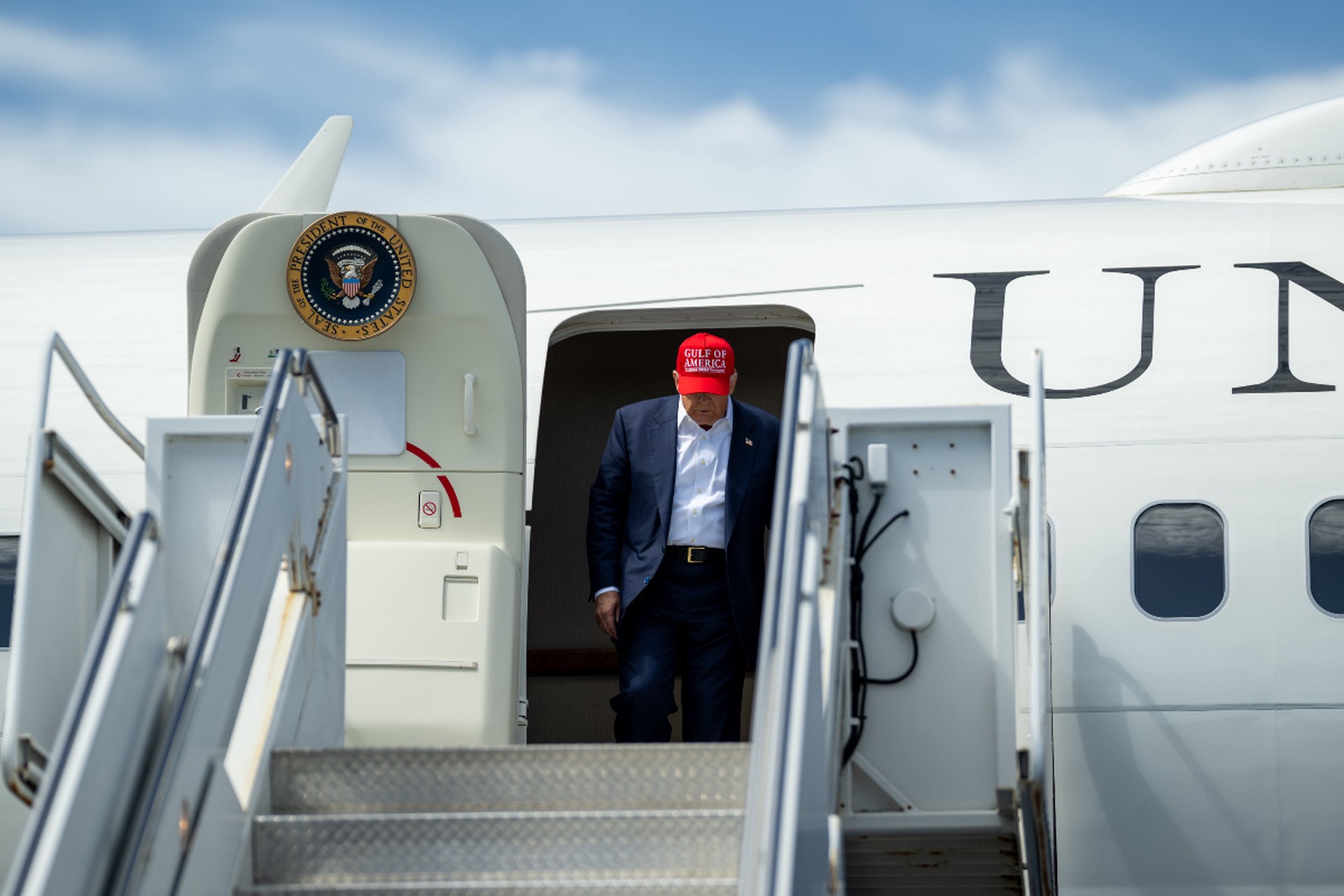 Дональд Трамп начал госвизит в Великобританию
