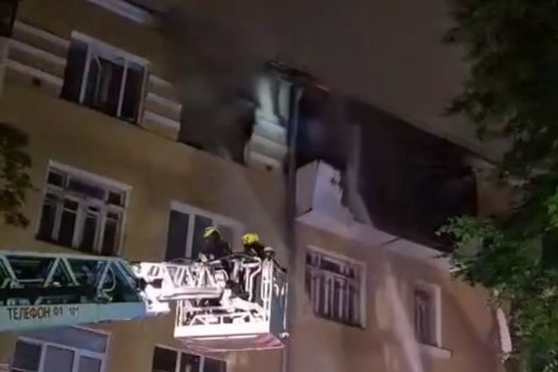 Девять человек пострадали при пожаре на Мытной улице в Москве