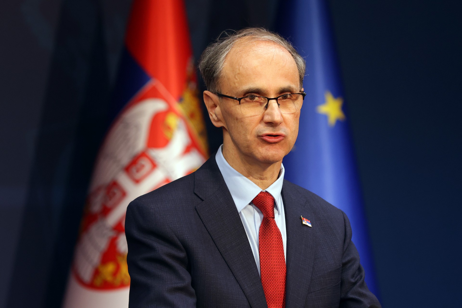Премьер Сербии пообещал, что Белград не введет санкции против Москвы