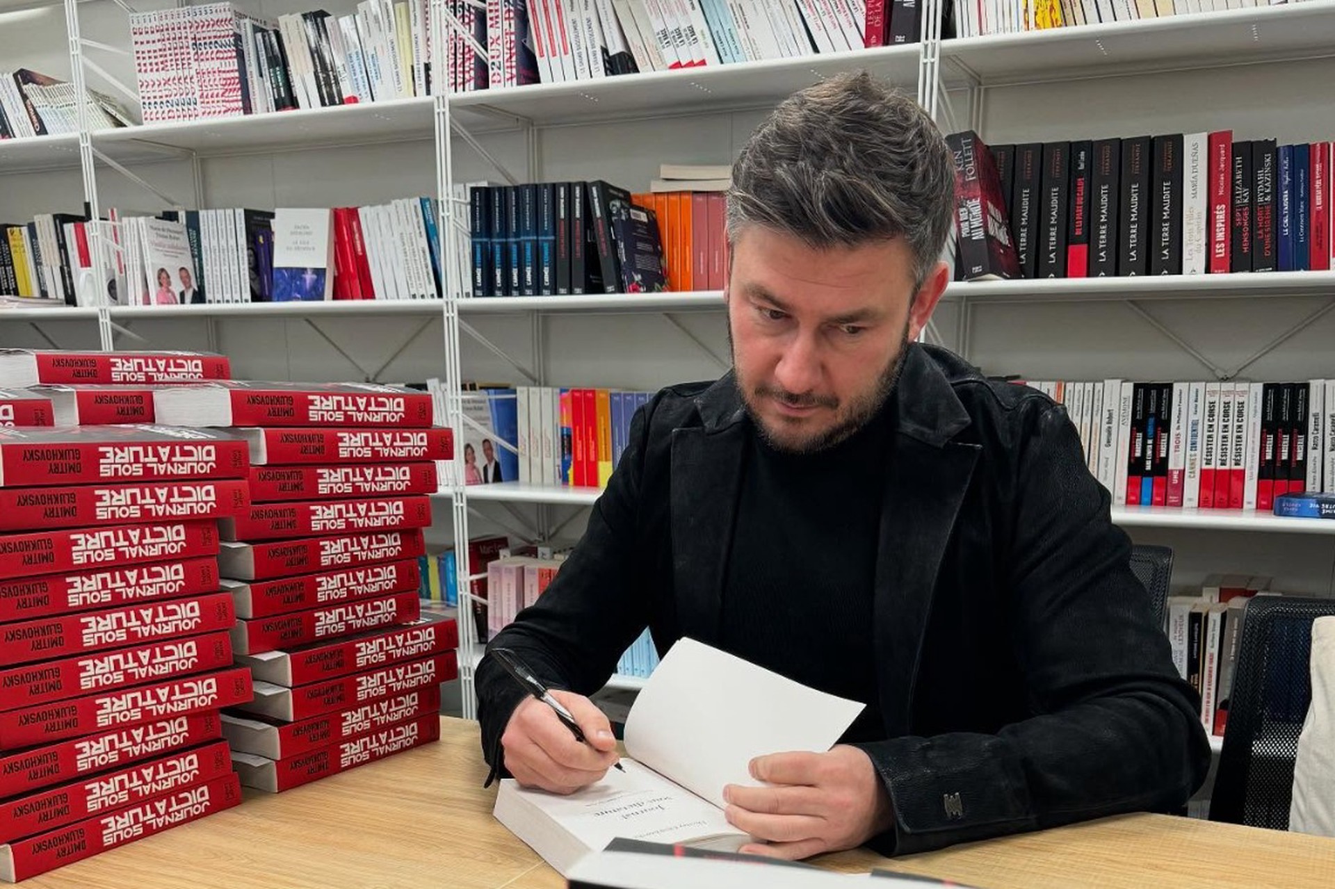 Глуховский* лишился элитного жилья в центре Москвы