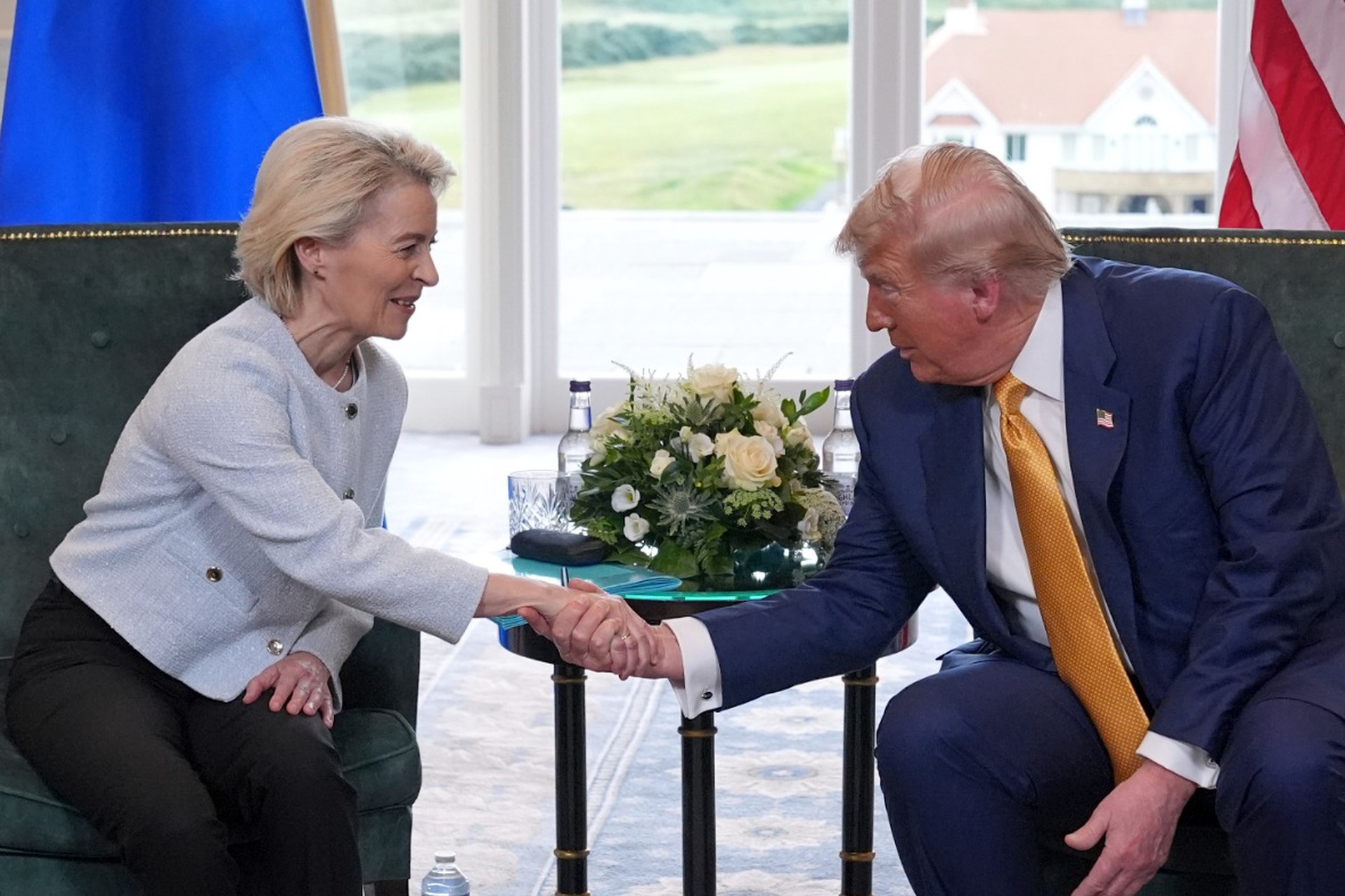 Грабеж на большом пороге: почему нам на руку «сделки» Трампа с Евросоюзом и Японией