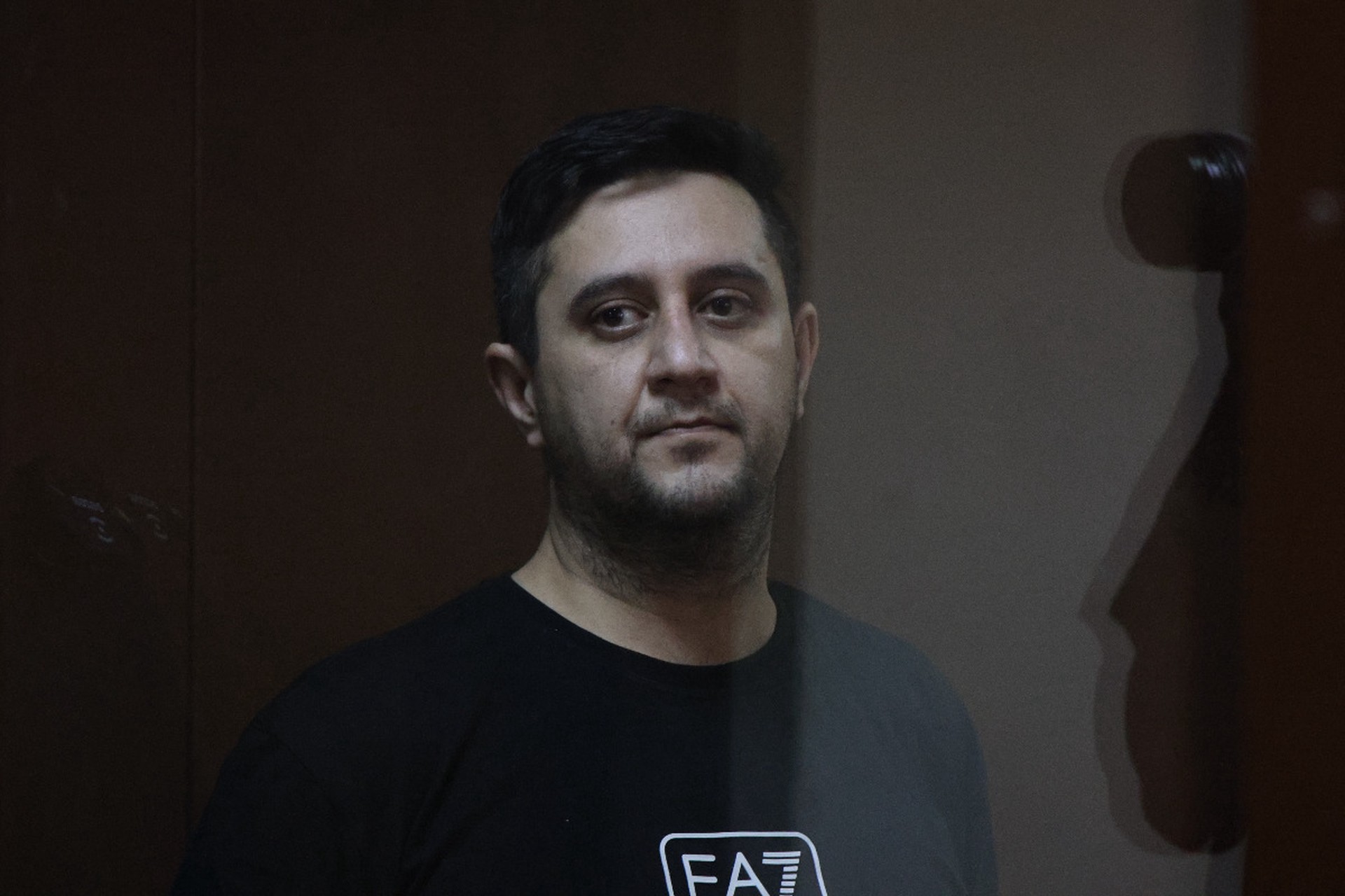 Суд на полгода продлил арест блогеру Щепихину*