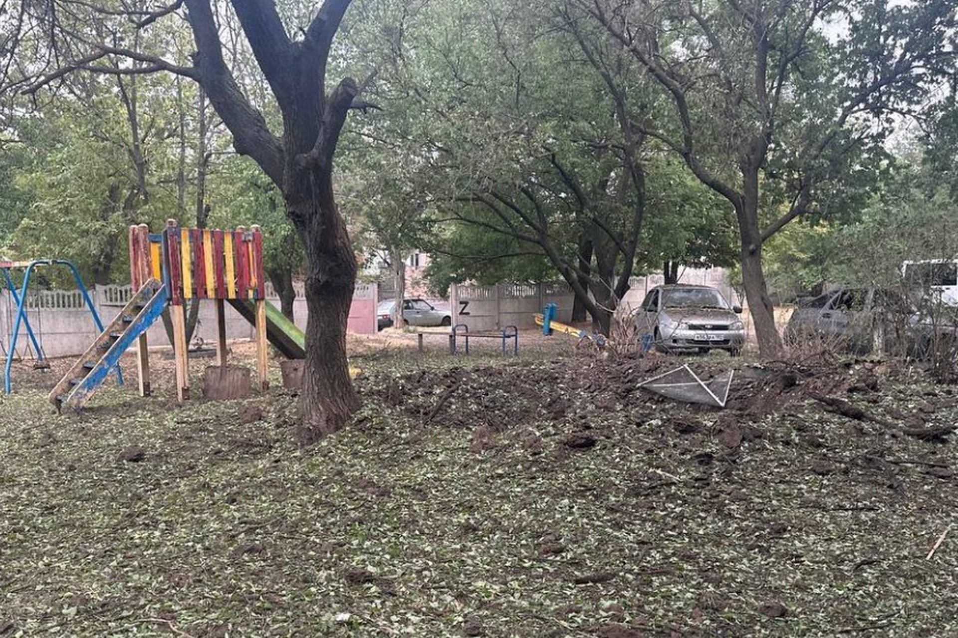 Двое детей пострадали при обстреле ВСУ детской площадки в Запорожской области