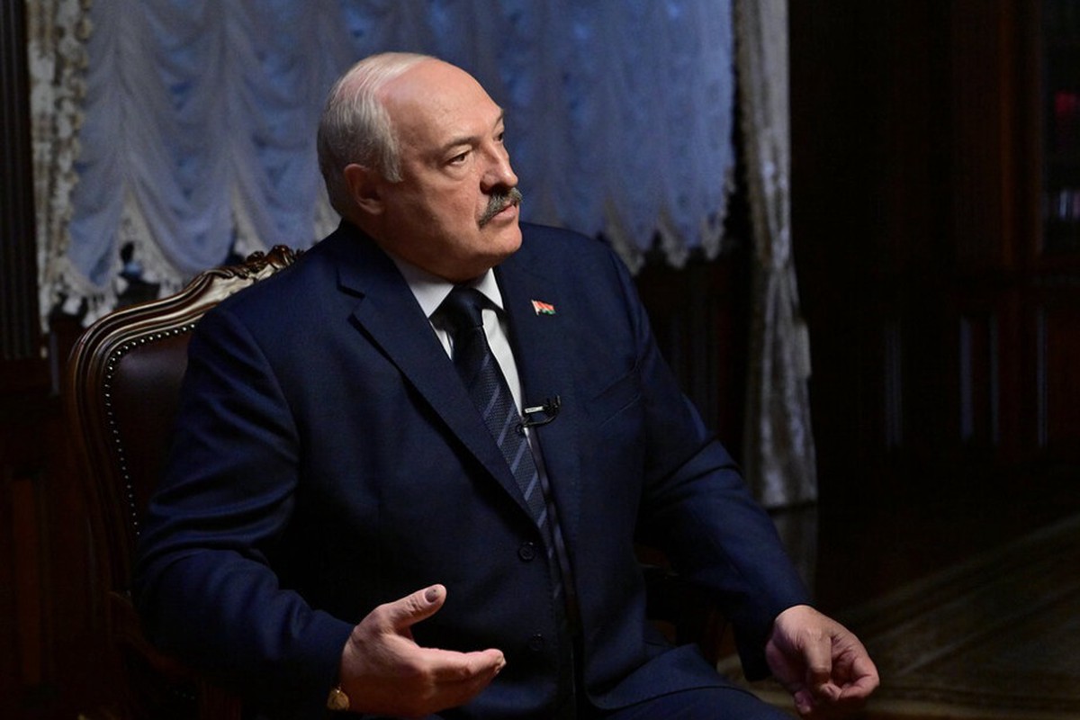 Лукашенко признался, что ищет «будущих президентов»