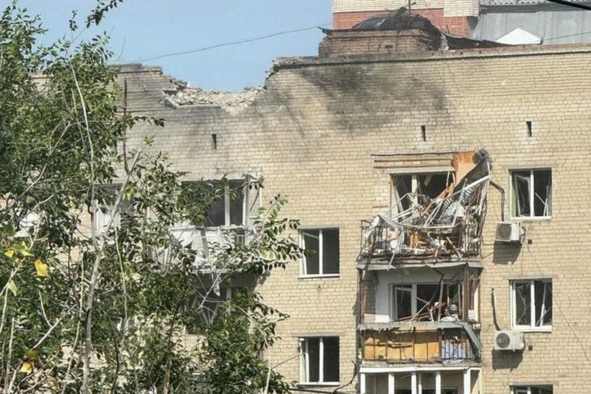 «Будто машина покачнулась»: очевидица рассказала о взрыве в центре Ростова-на-Дону 
