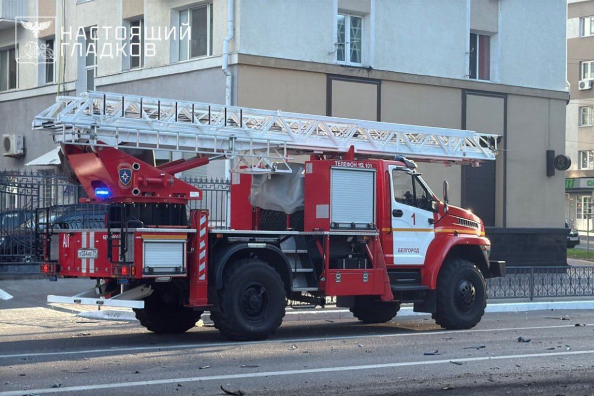 РБК: Центр Белгорода оцеплен военными, слышны автоматные очереди