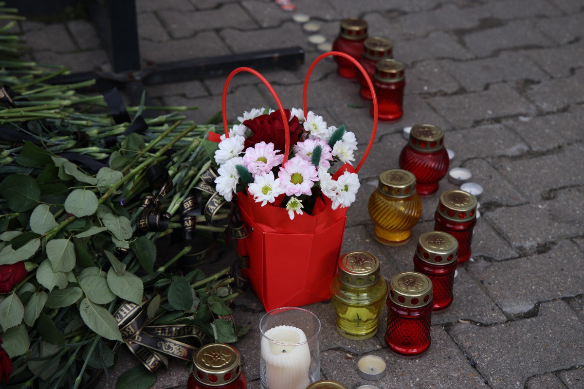 Погибшего из-за ворот в Петербурге мальчика похоронили в Ингушетии