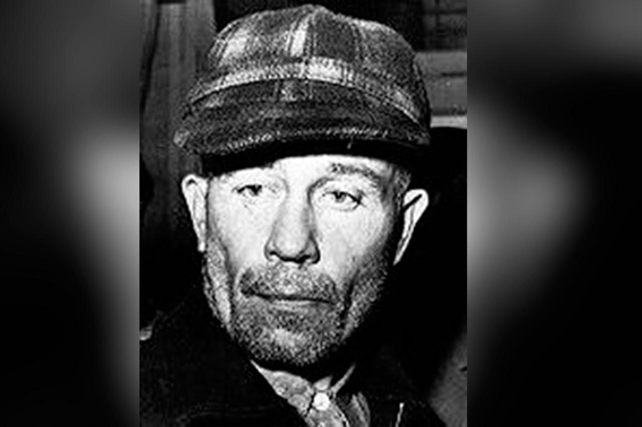 Изгой и монстр: правда о псевдовампире и серийном убийце Эде Гине
