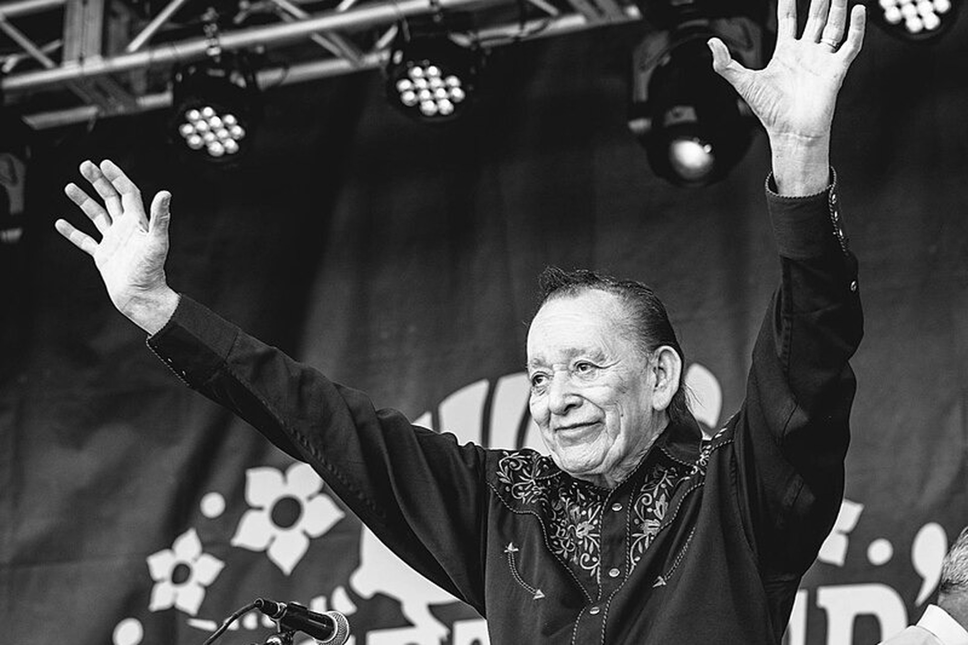 Игравший с The Rolling Stones музыкант Леонардо Хименес умер в 86 лет