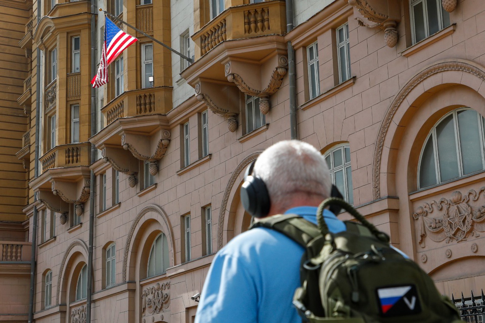 «Устанавливают фильтр»: политолог раскрыл, зачем США вводят залог за выдачу виз