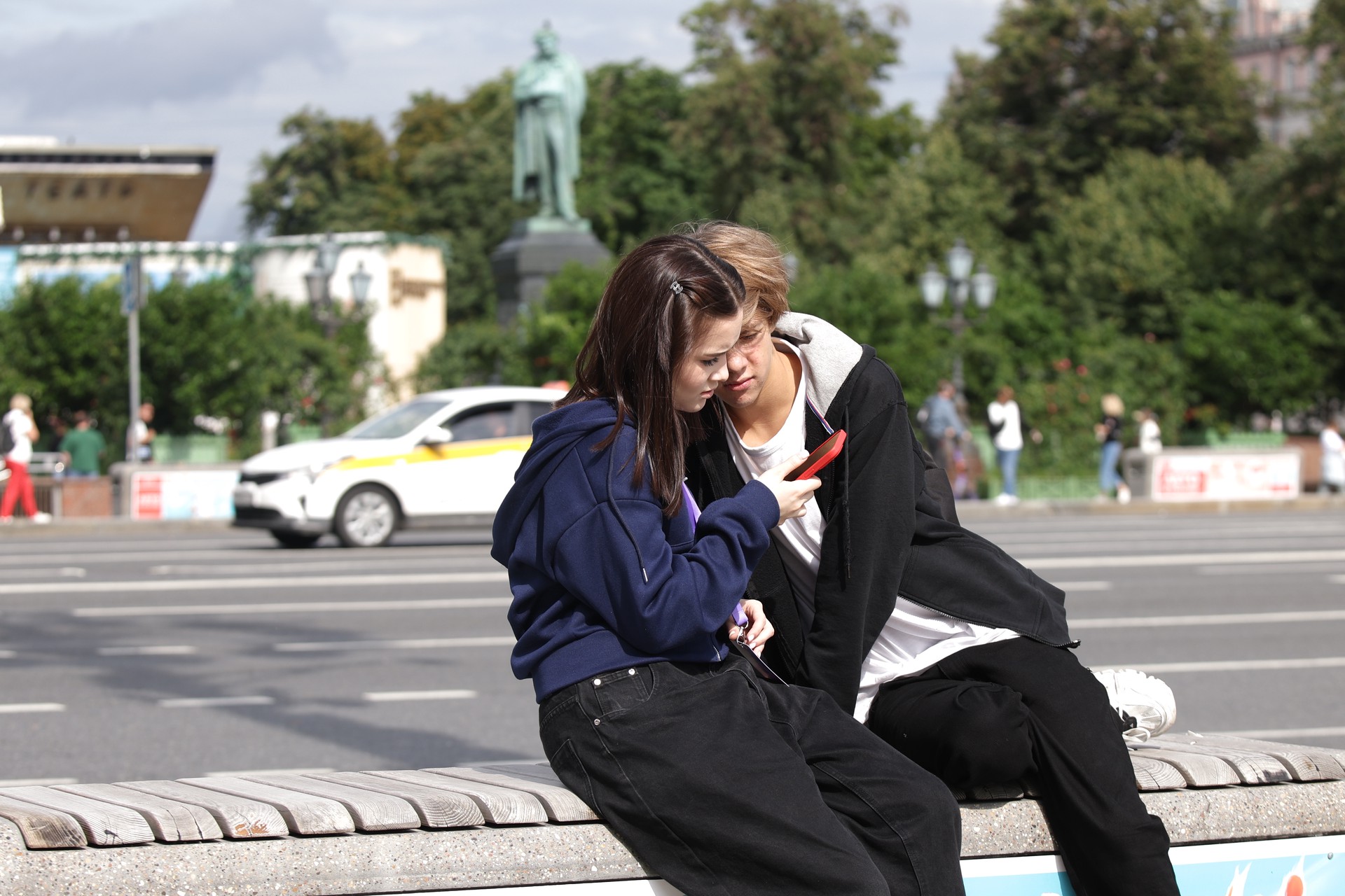 Психиатр объяснил, зачем зумеры устраивают челленджи не «мыться год»