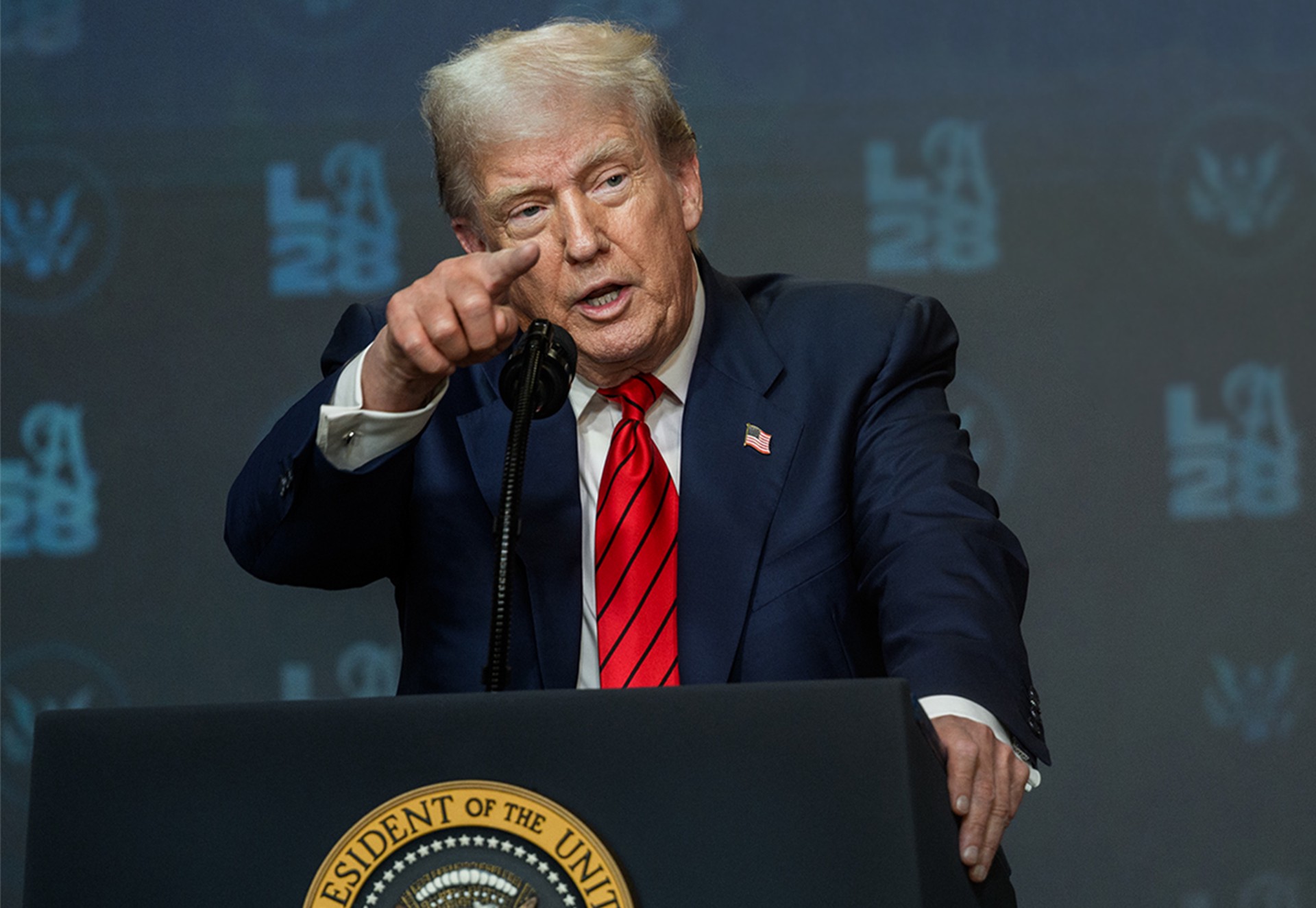Боль второго плана: почему на Западе заранее прочат Трампу поражение в переговорах с Путиным