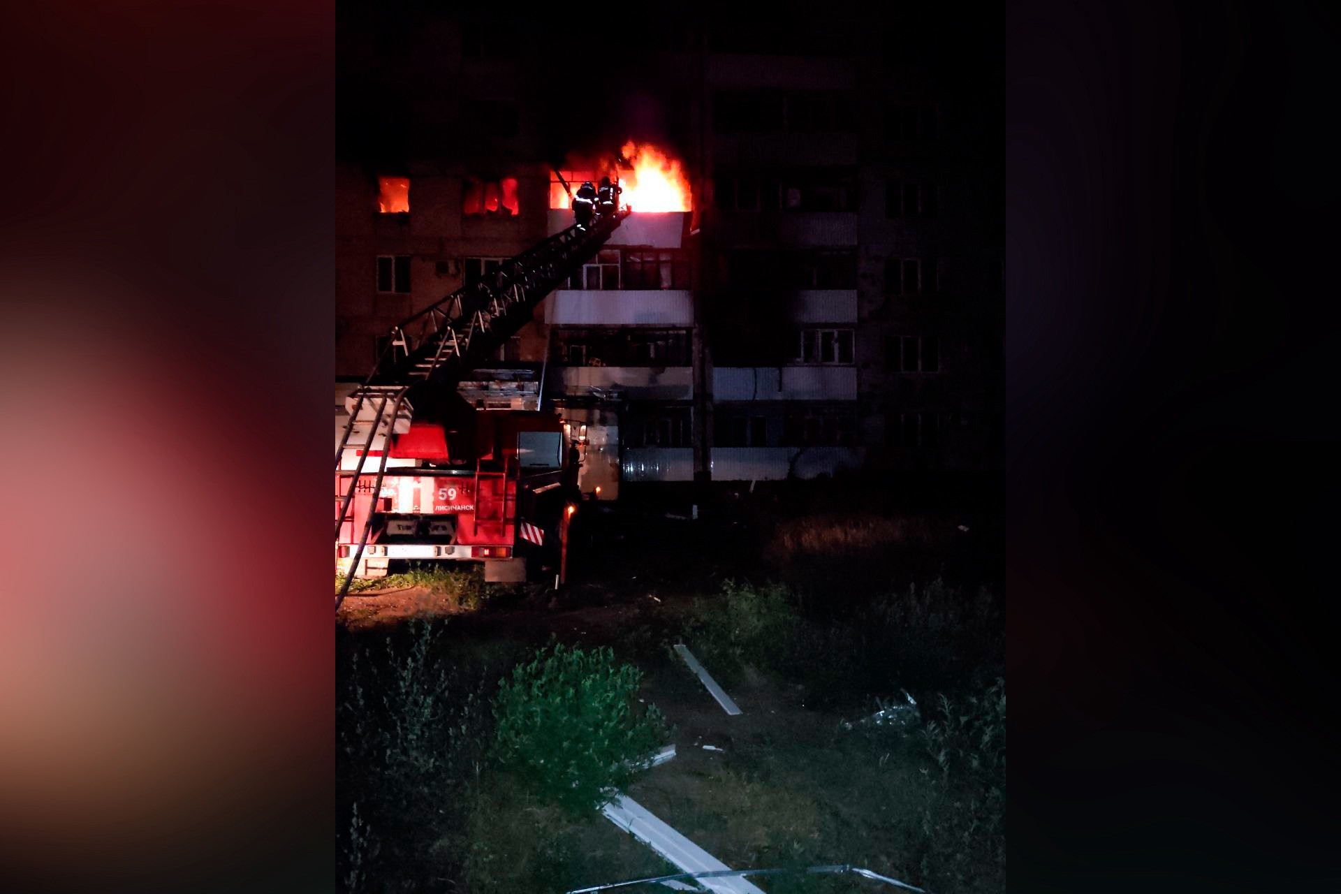 Женщина пострадала при ударе дрона ВСУ по многоэтажке в Лисичанске