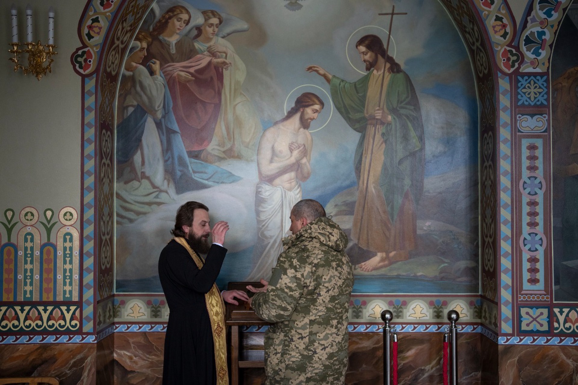 РПЦ: Уничтожение фресок Киево-Печерской лавры говорит об одержимости режима Зеленского демонами