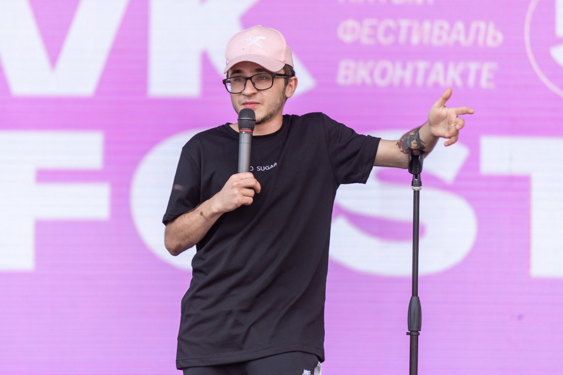 Блогер Джарахов извинился за оскорбления россиян после отмены концерта