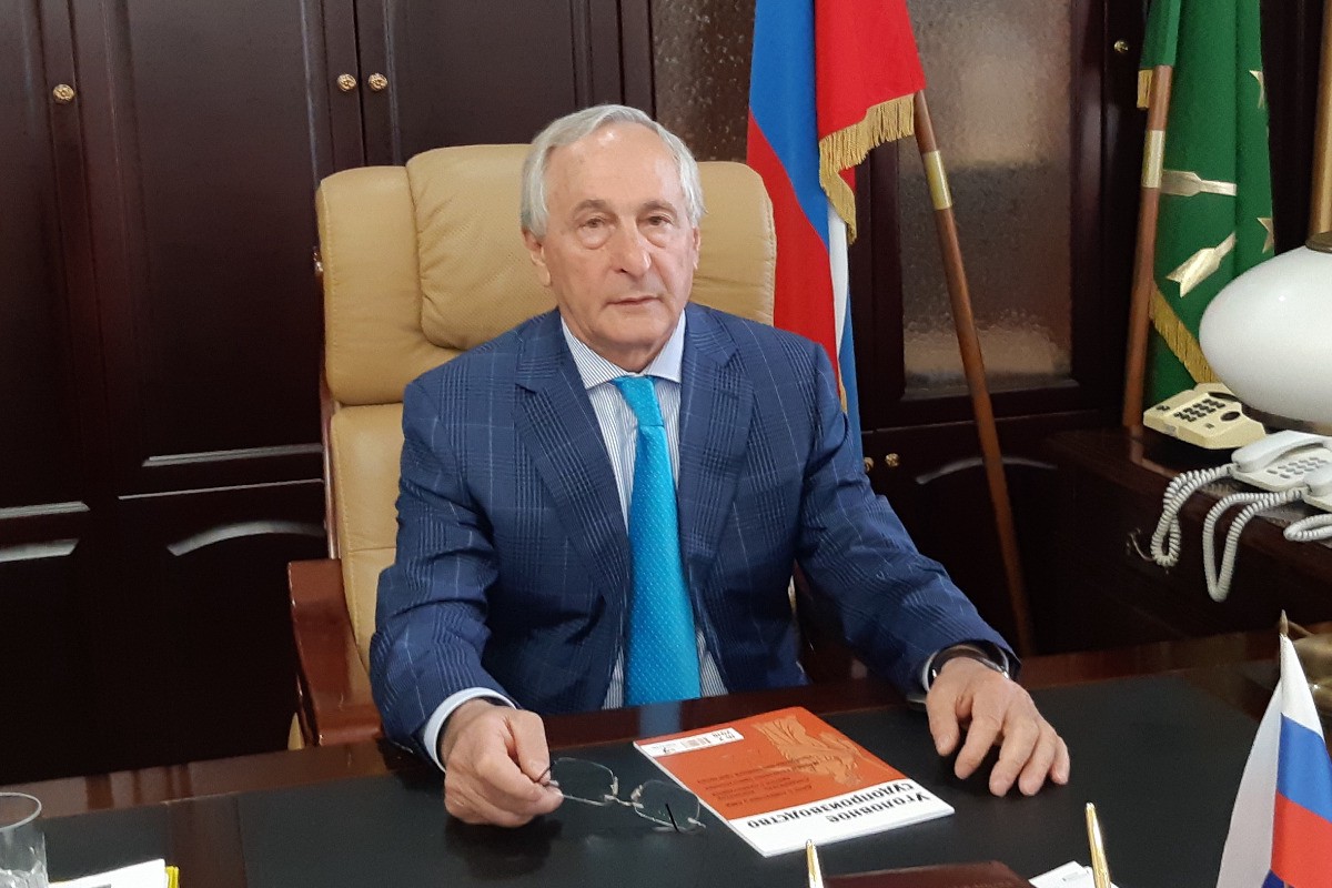 У экс-главы ВС Адыгеи конфискуют имущество на 2 млрд рублей
