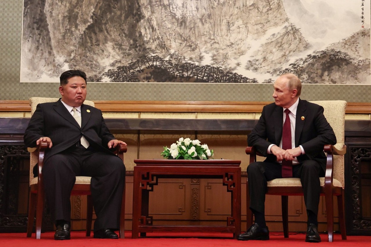 «Не гнушаются ничем»: Киев попытается сорвать парад Победы? Кто из иностранных лидеров приедет в Москву 9 Мая