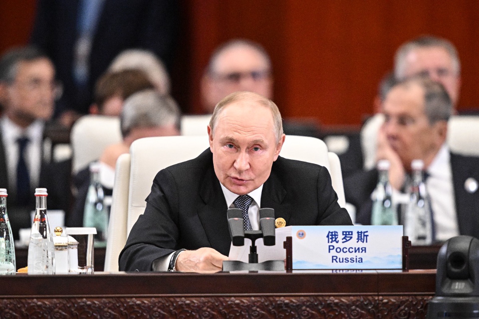Путин призвал вернуть традиционные ценности в международную повестку