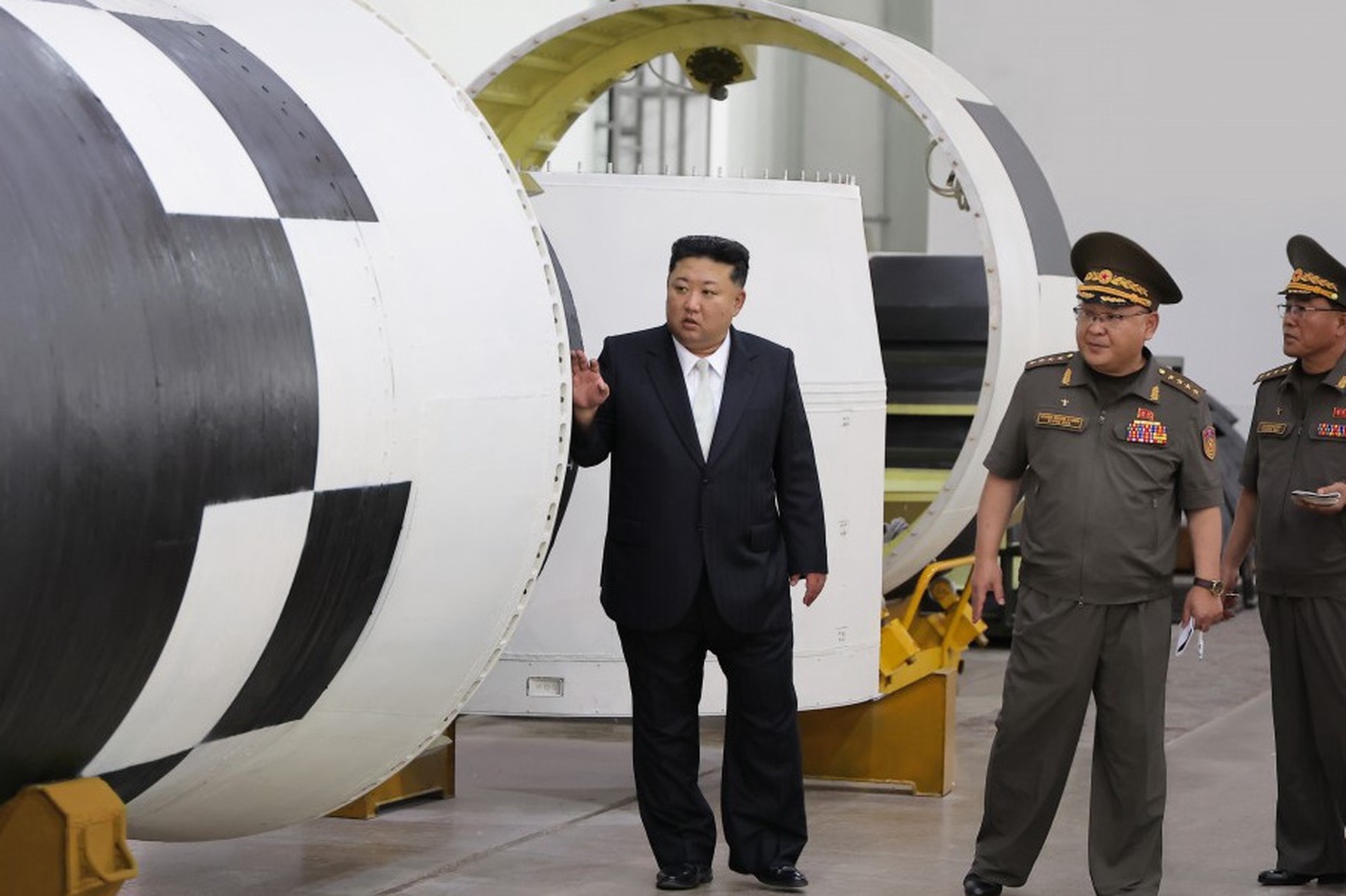 Ким Чен Ына переизбрали на пост генсека партии