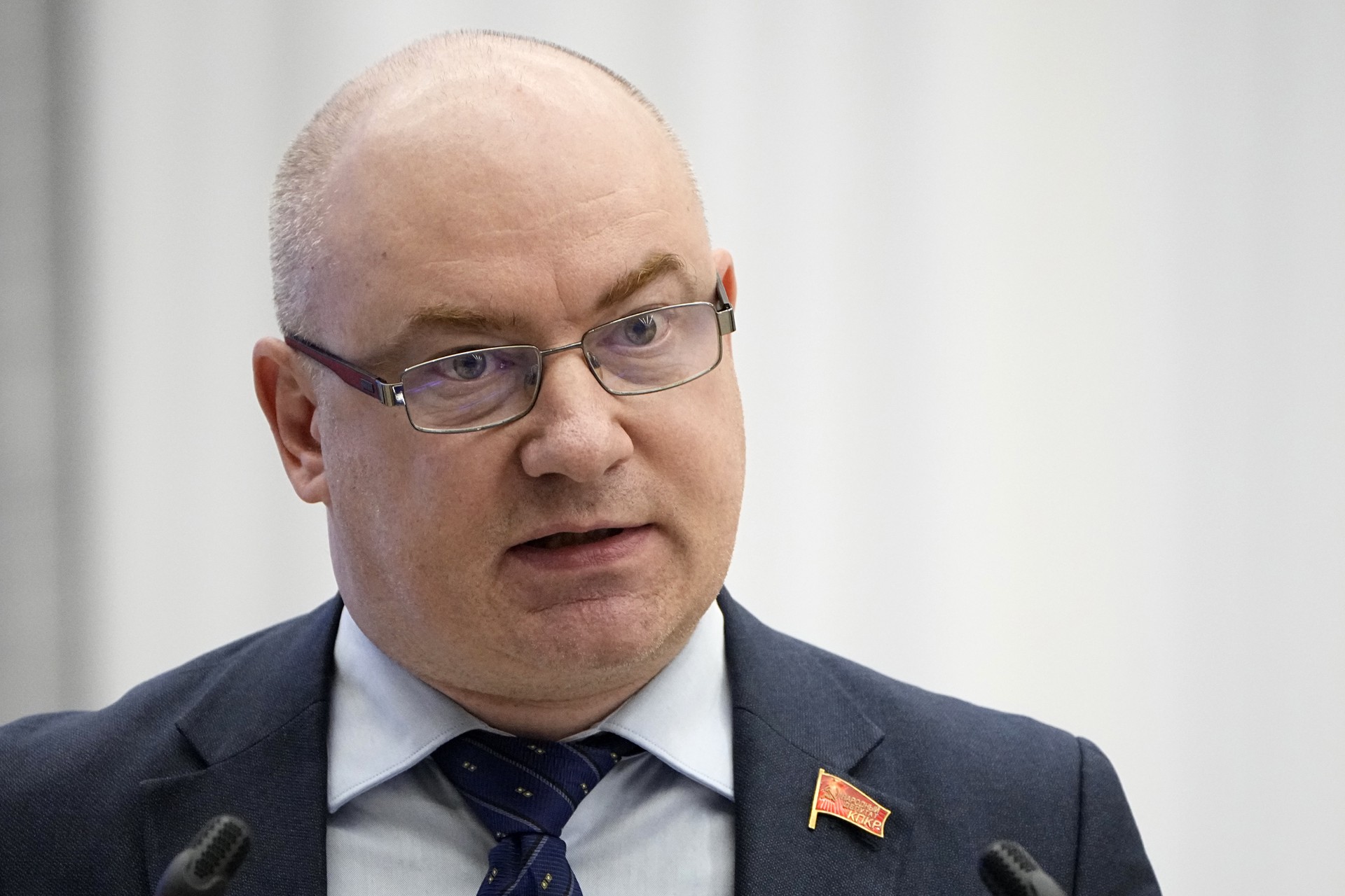 В России хотят подселять к владельцам больших квартир многодетные семьи за отказ купить им жилье