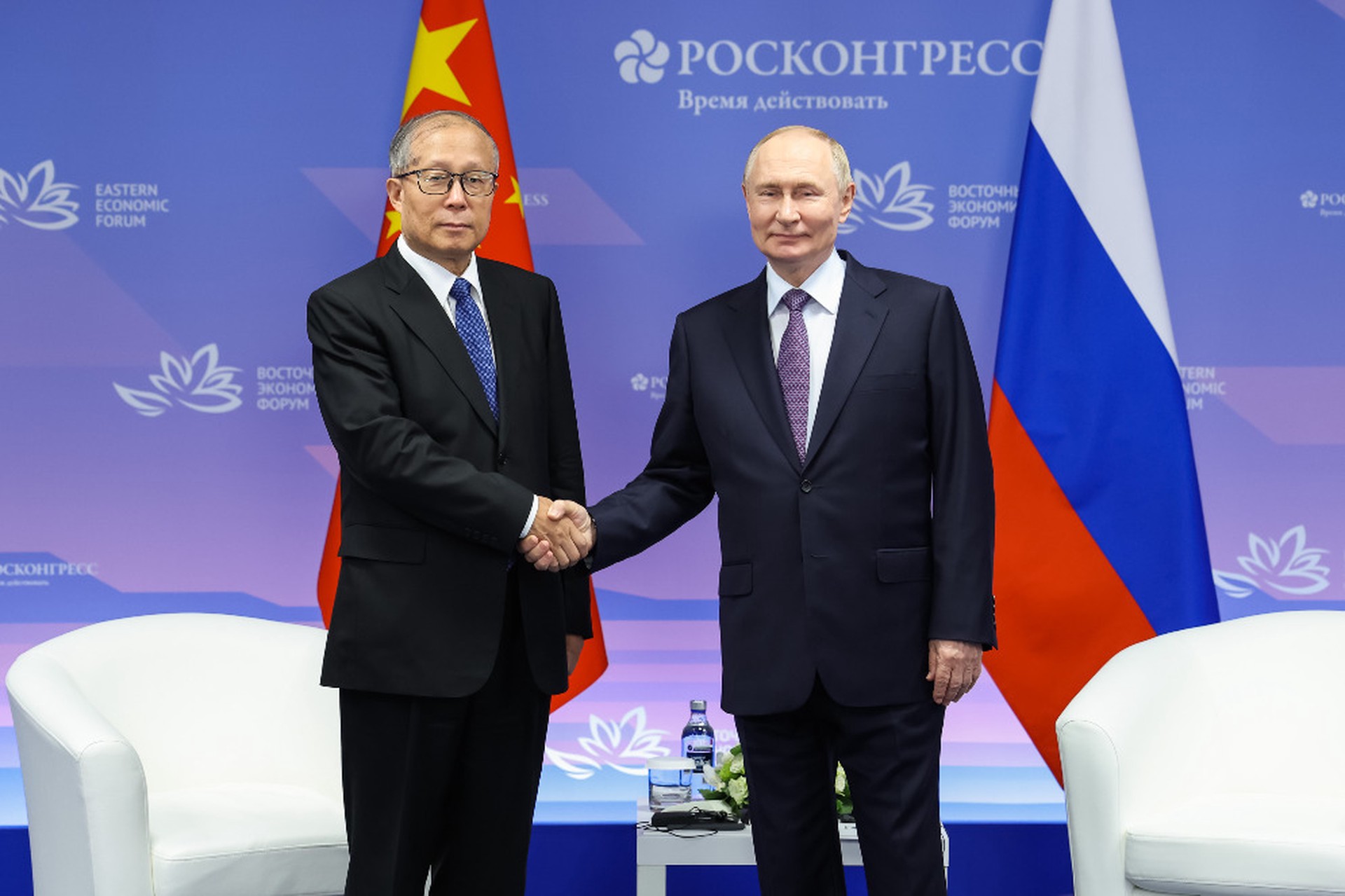 Путин анонсировал безвизовый режим для туристов из Китая