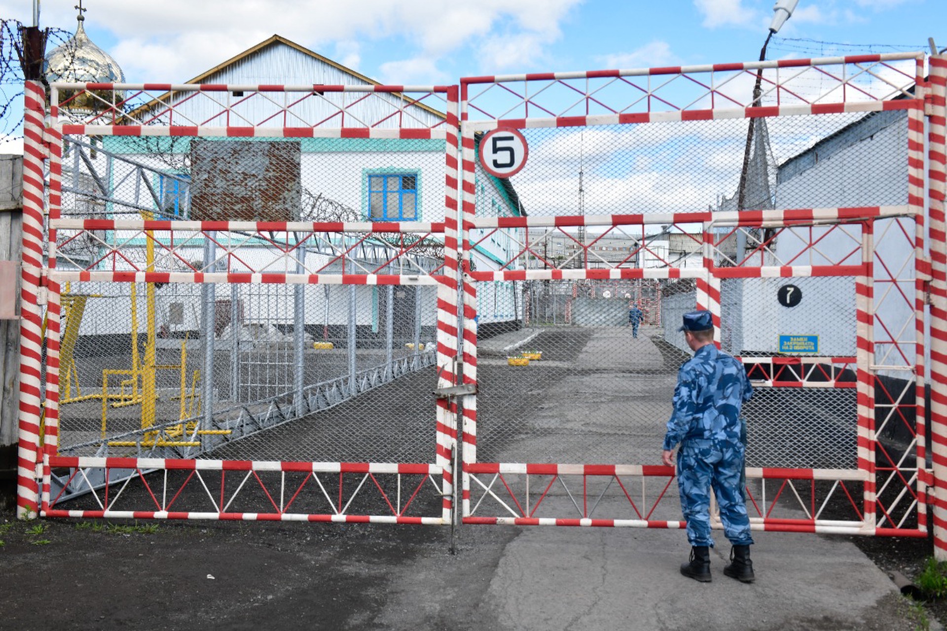 Логово чудовищ: как особо опасные маньяки проводят остаток жизни в «Полярной сове»