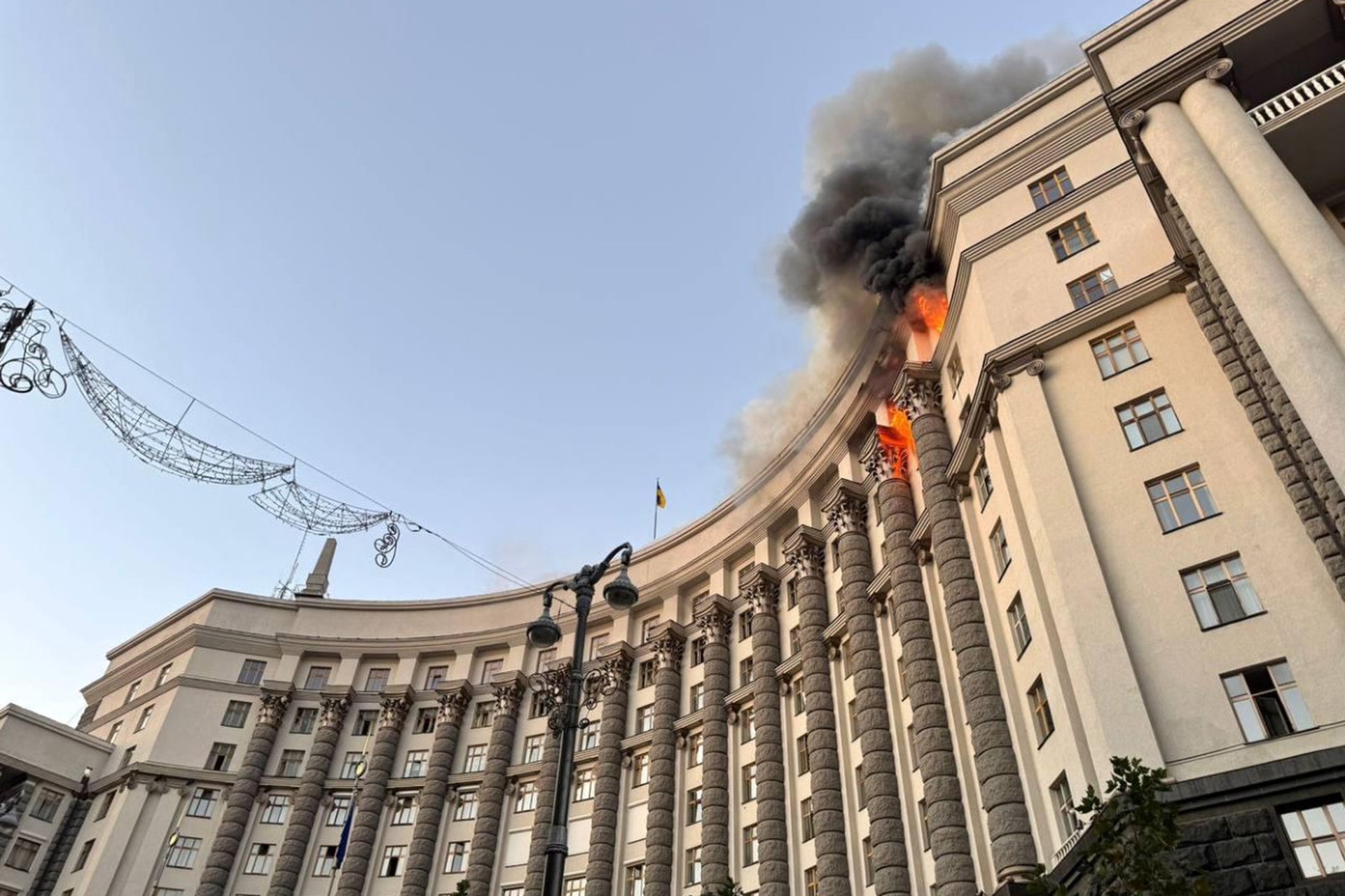 Военный эксперт: Россия начала наносить точечные удары по центрам принятия решений в Киеве