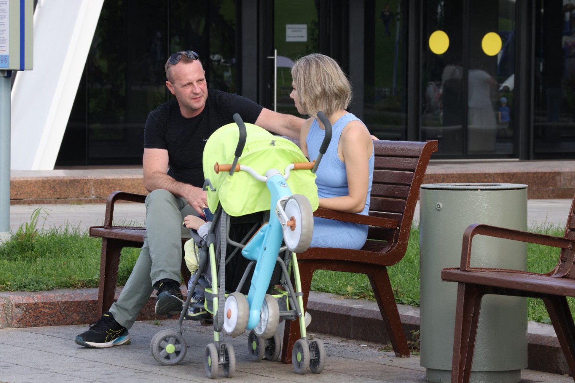 Из-за коляски в подъезде можно получить крупный штраф