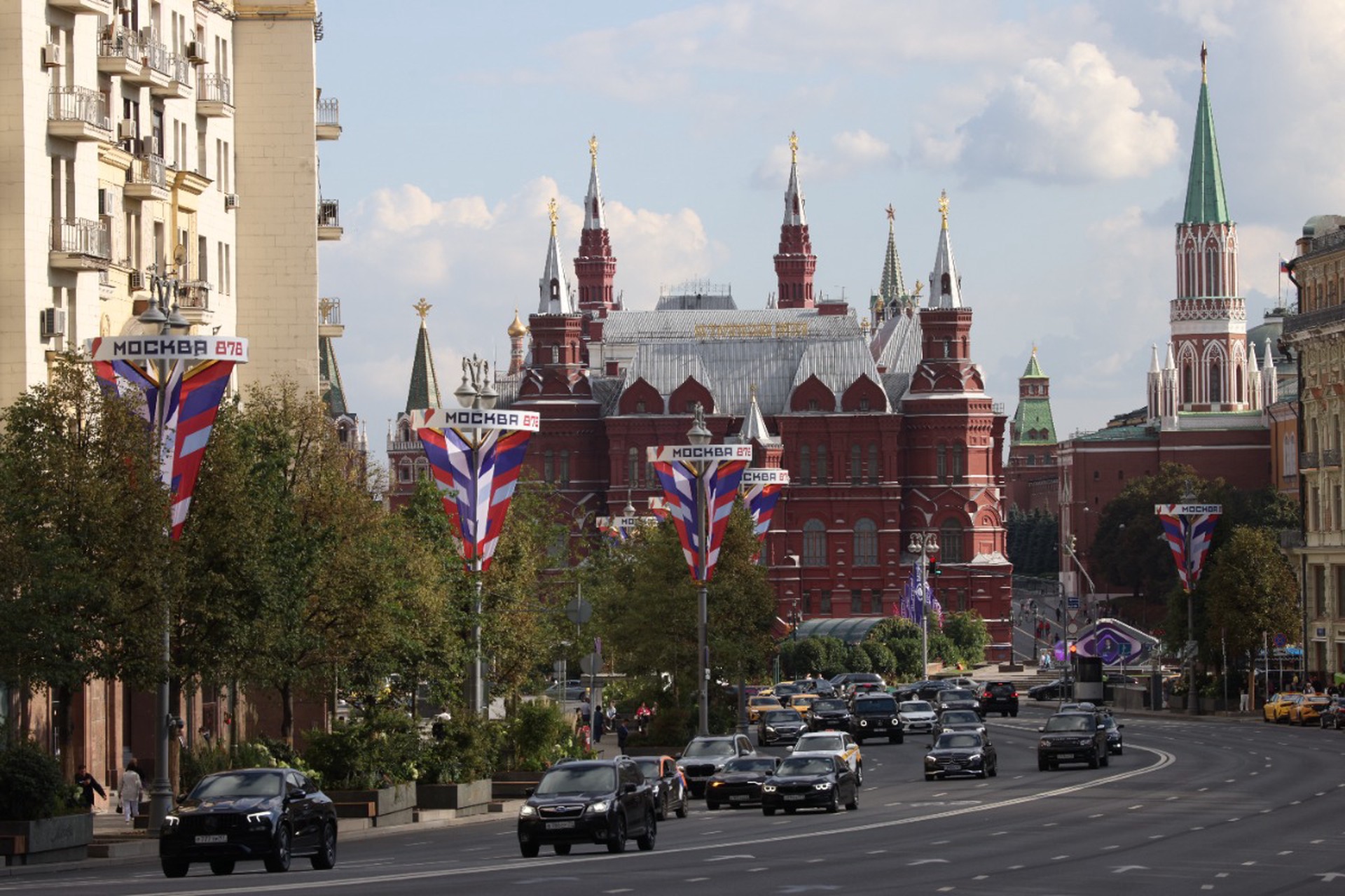 Главное к утру 23 сентября: атака БПЛА на Москву, Франция признала Палестину, в Осло закрыли аэропорт