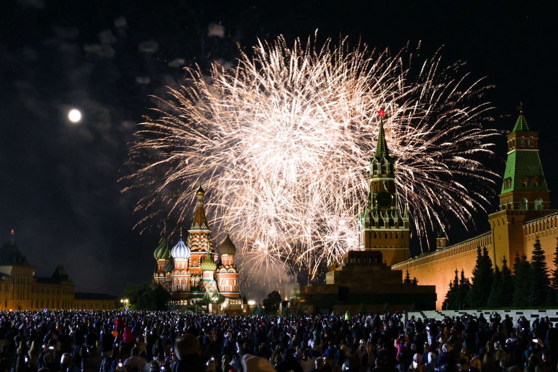 В Москве не запустят салют в честь Дня города