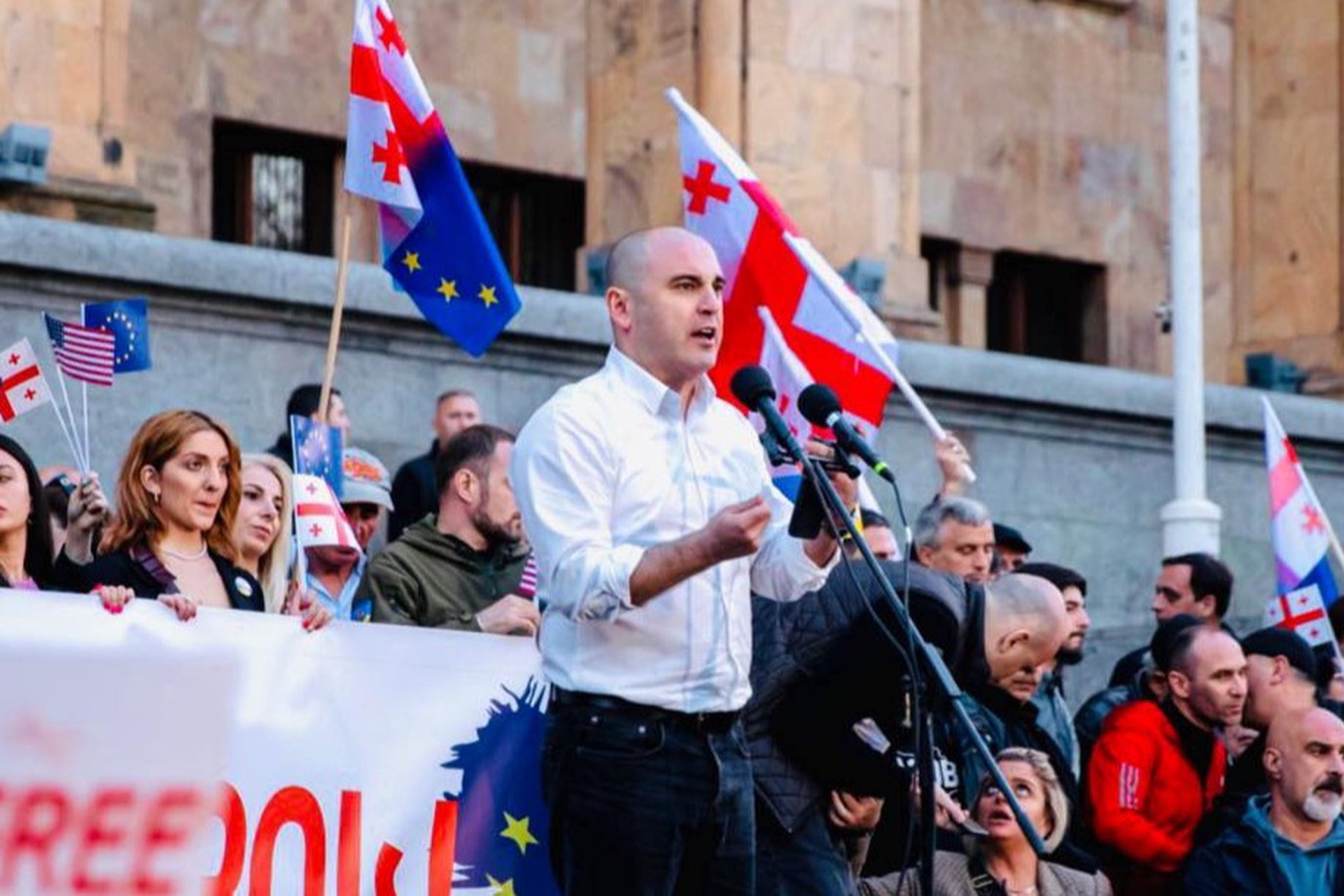 В Тбилиси арестовали экс-лидера партии Саакашвили Левана Хабеишвили