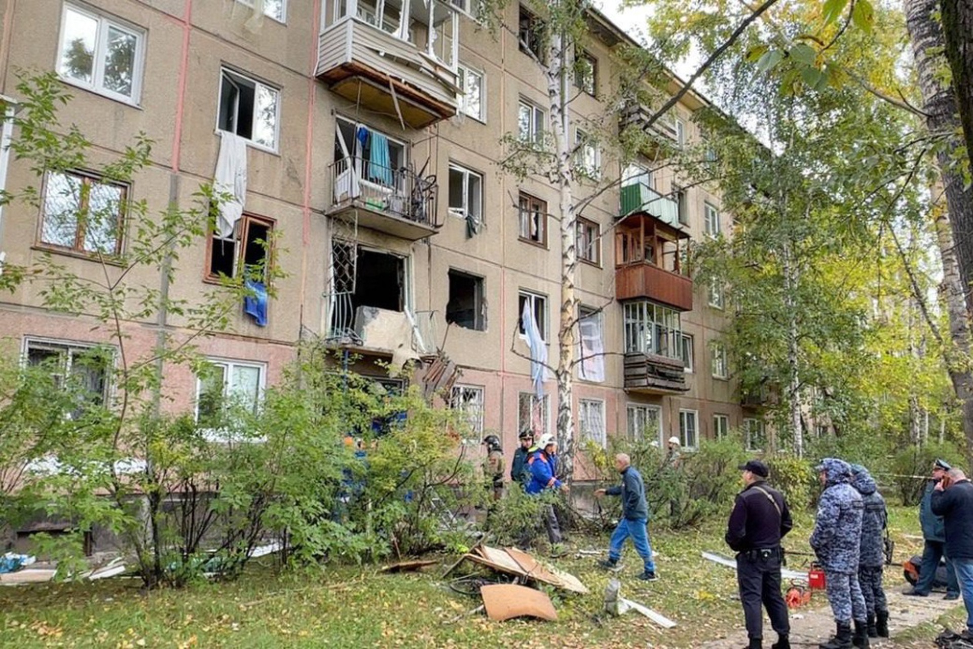 Три человека пострадали из-за хлопка газовоздушной смеси в Ангарске 