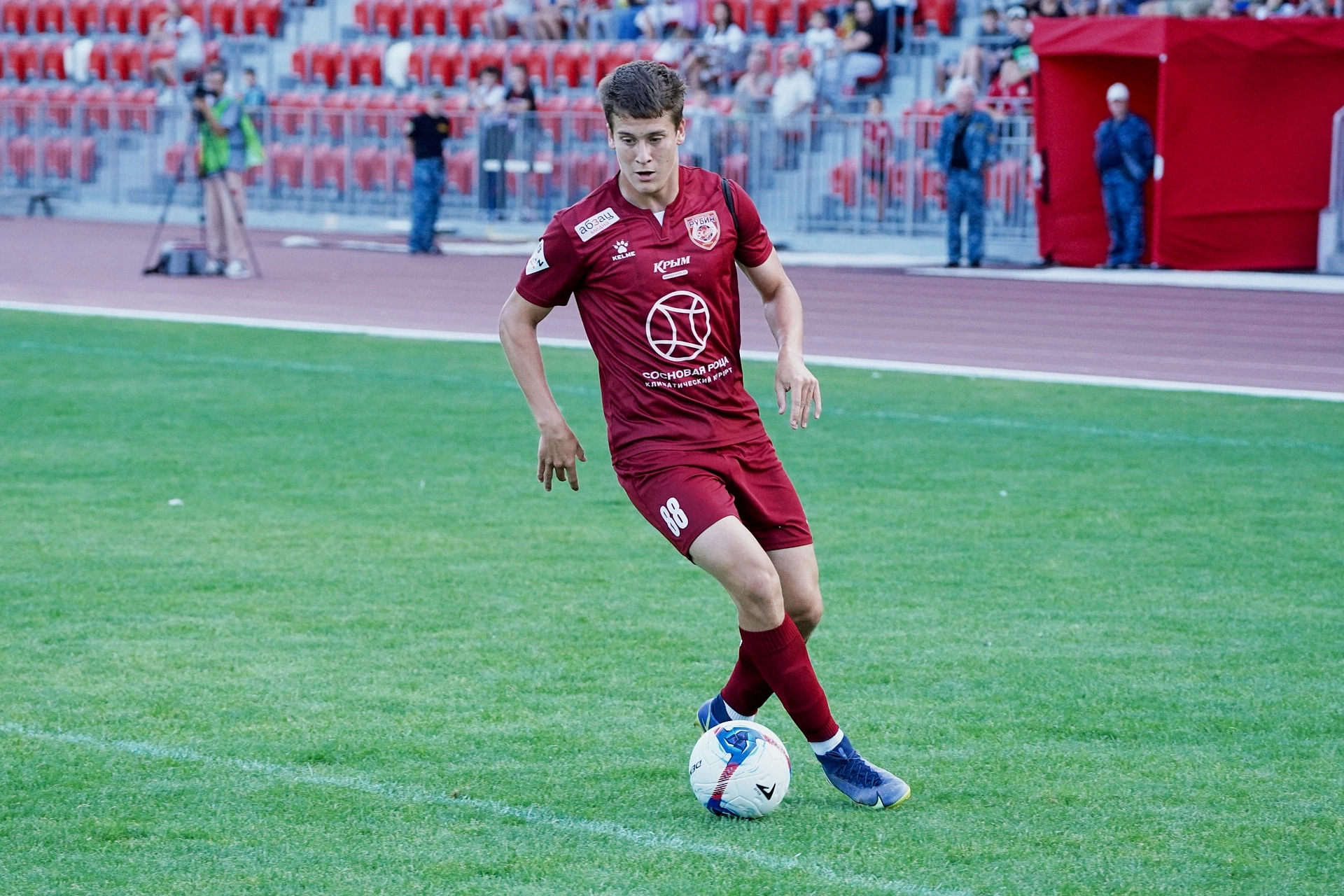 «Рубин Ялта» победно начал второй этап чемпионата